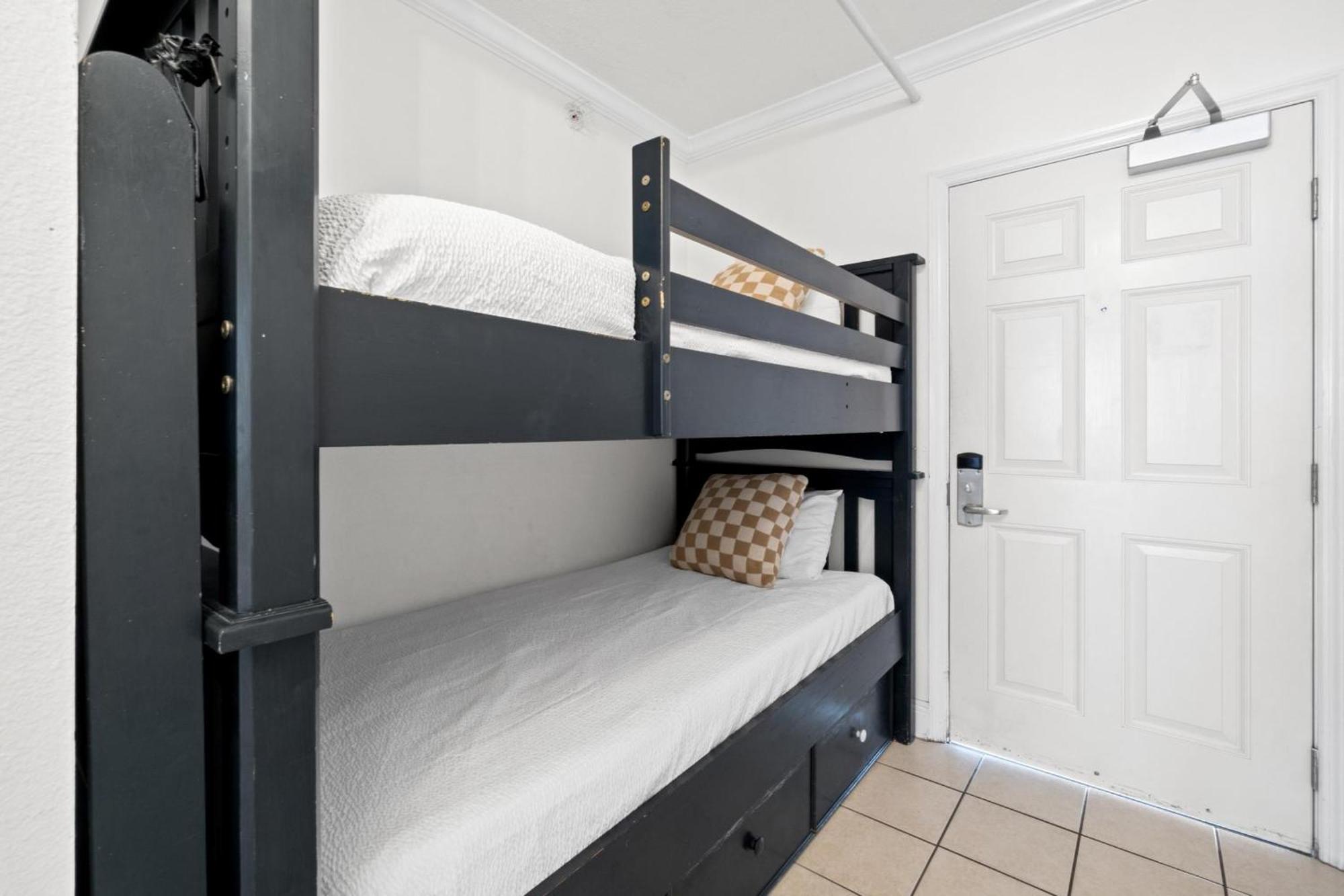 Apartment Emerald By Panhandle Getaways Panama City Beach