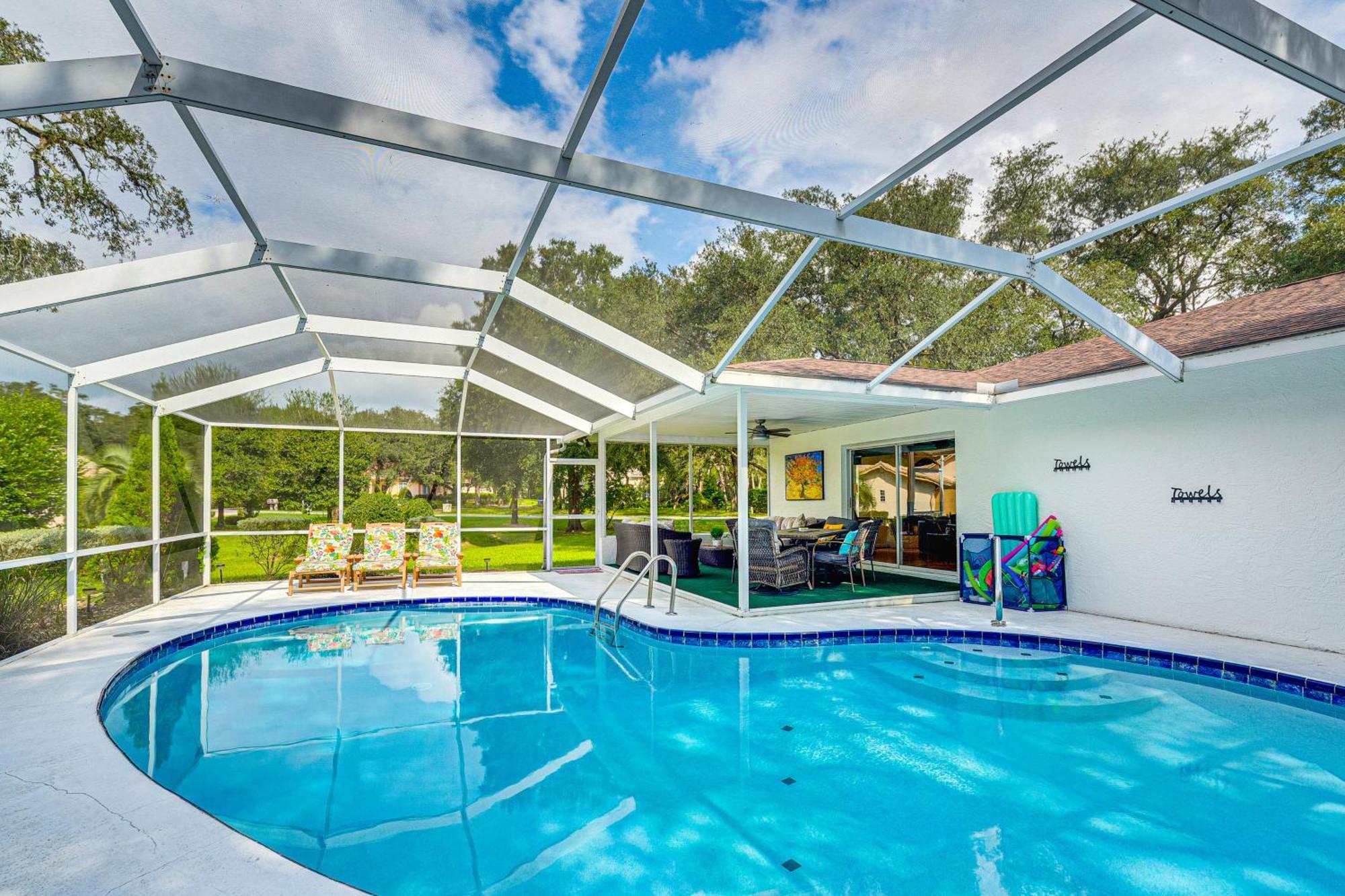 Spacious Citrus Hills With Pool And Game Room! Holiday home Hernando
