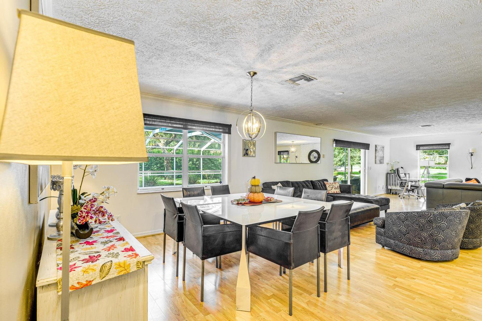 Spacious Citrus Hills With Pool And Game Room! Holiday home *
