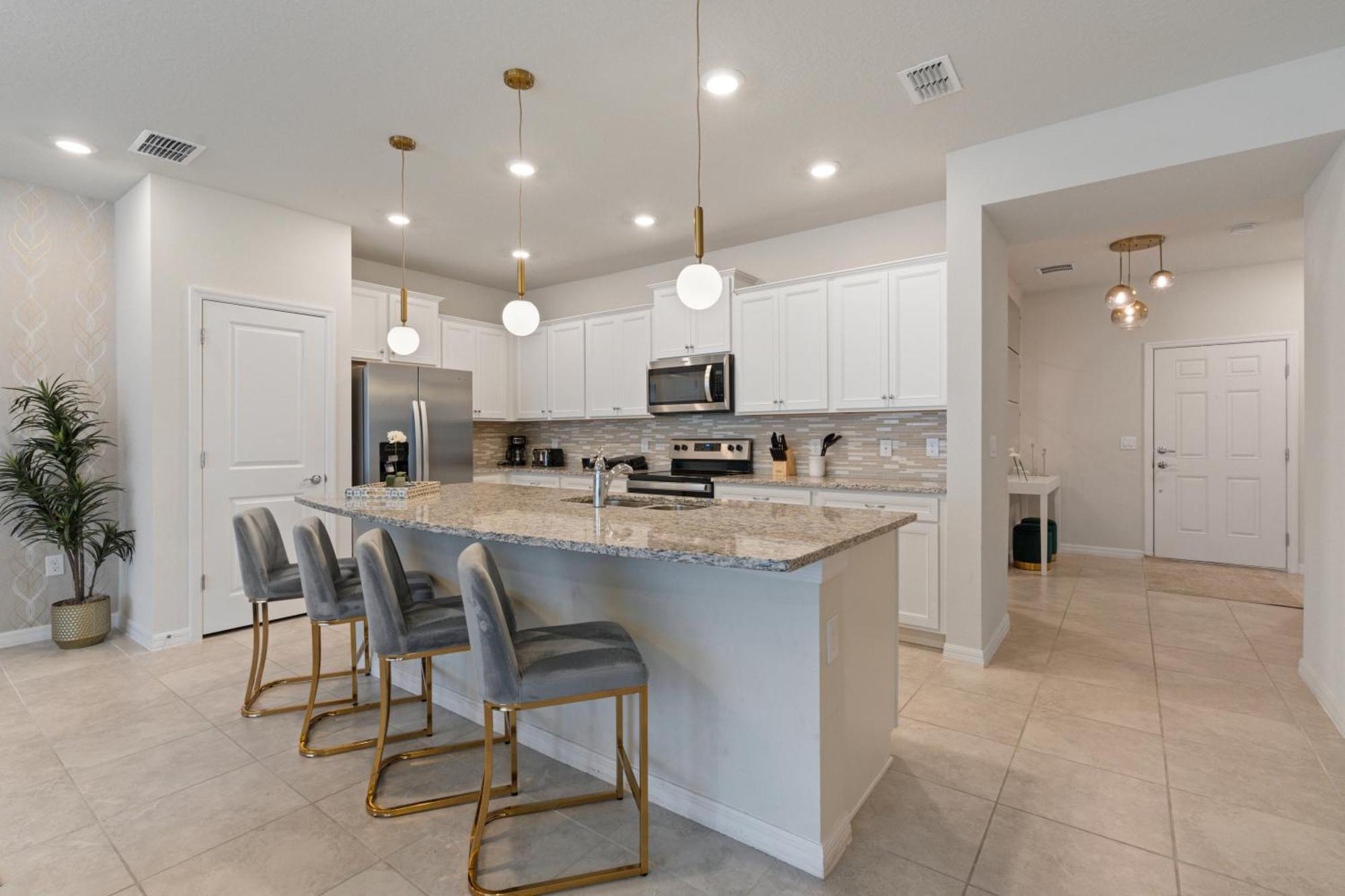 Luxury 5 Bedrooms Pool 9 Miles From *