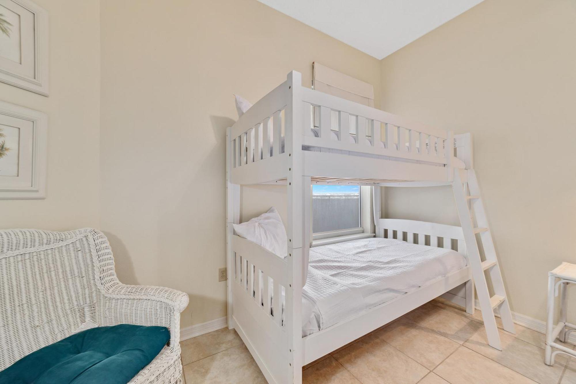Spanish Key Unit 508 Apartment *