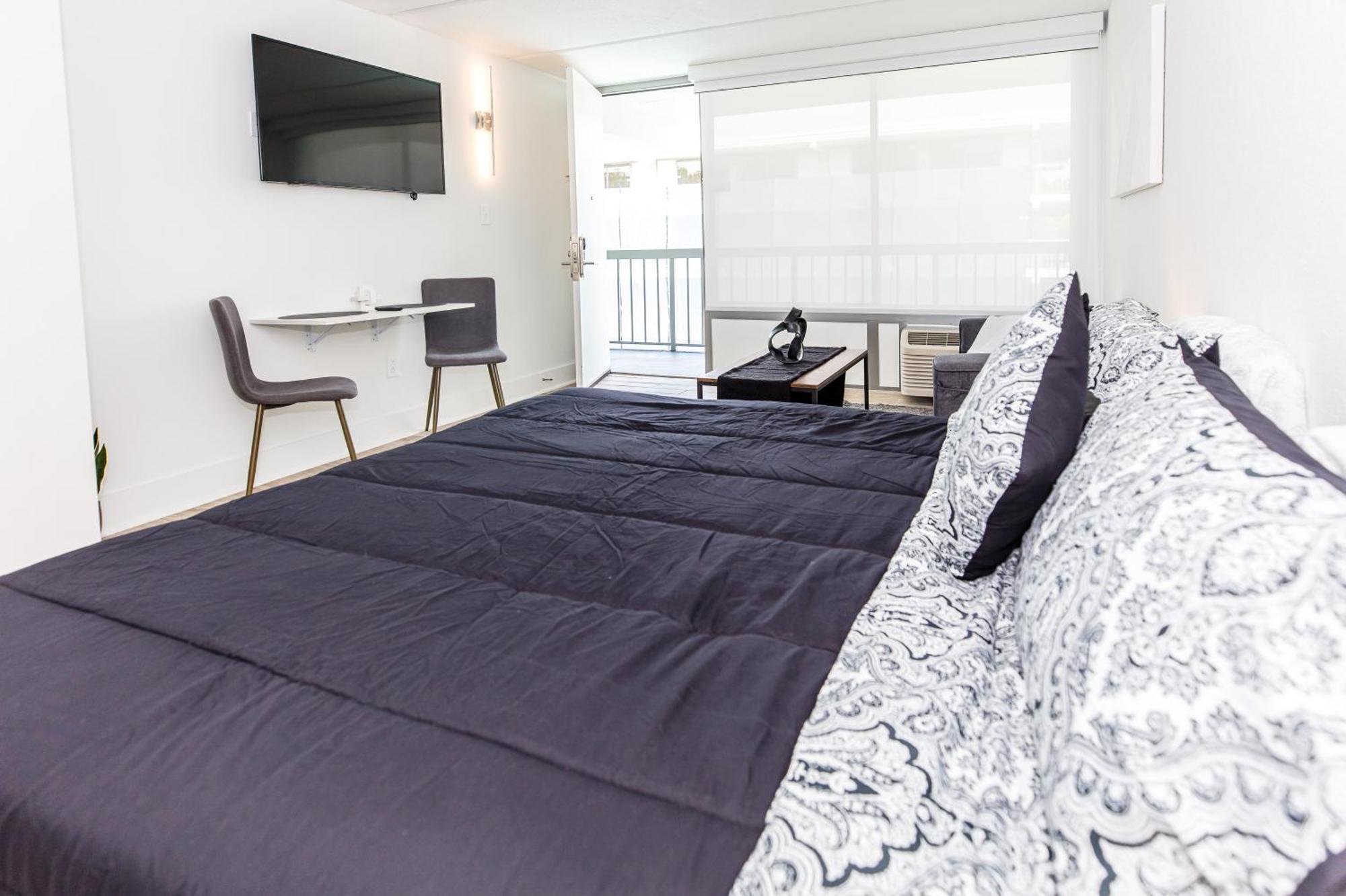 Paradise 1bd 8mins From W Pool &gym Free Parking Apartment Kissimmee