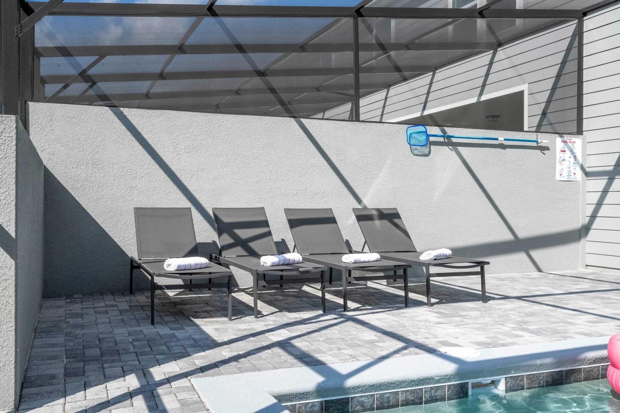 Holiday home Gorgeous 5bd Pool & Game At Windsor Cay 1253 *