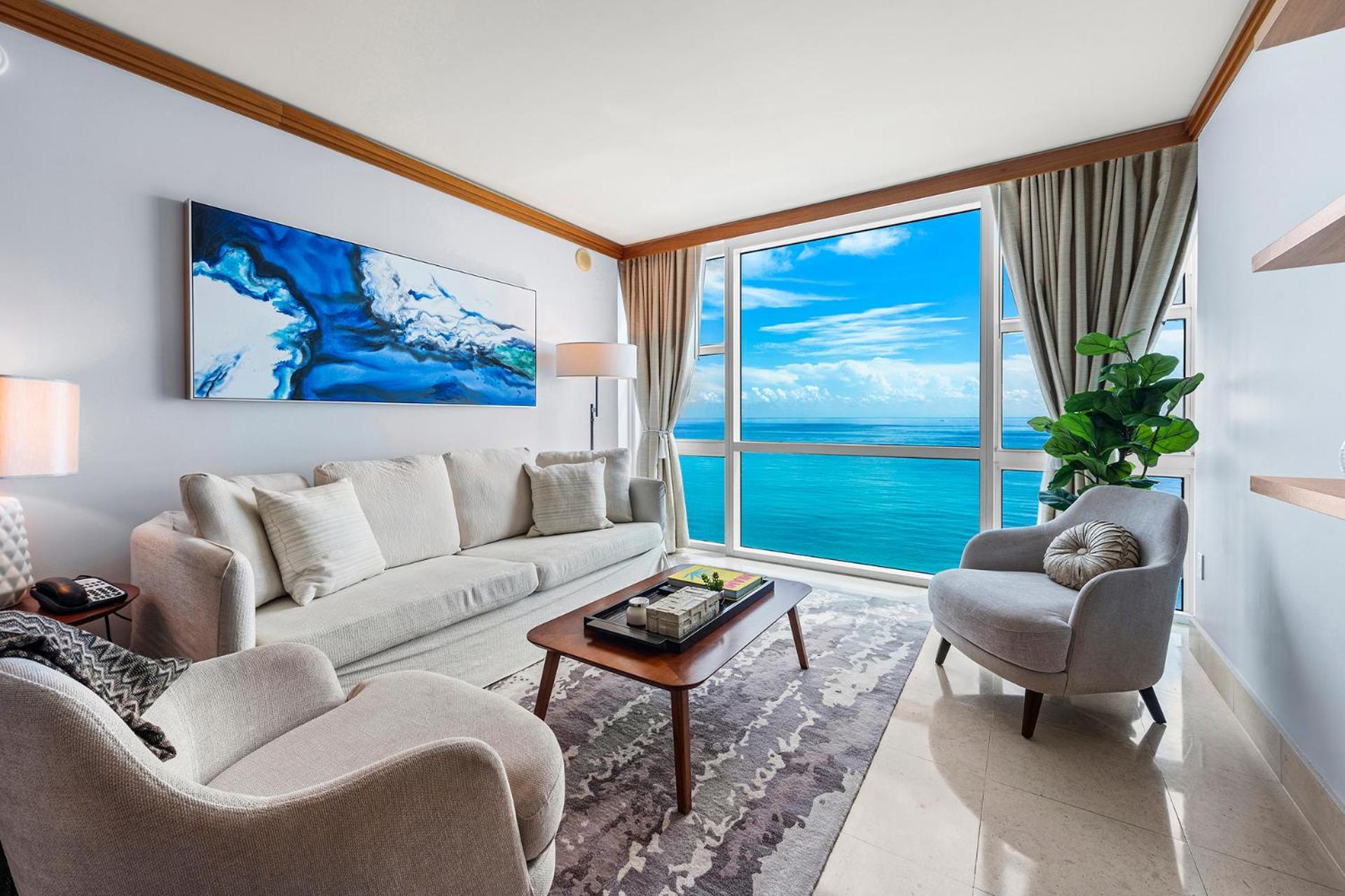 2 Bedroom Private At Carillon Miami -522 *