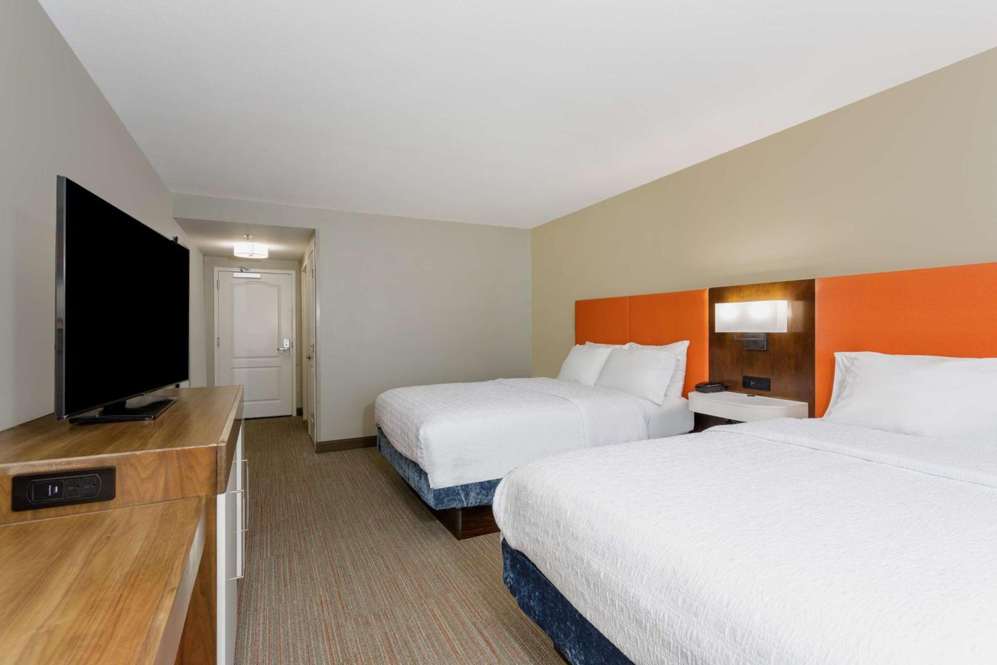 Hampton & I-10-thomasville Road Hotel