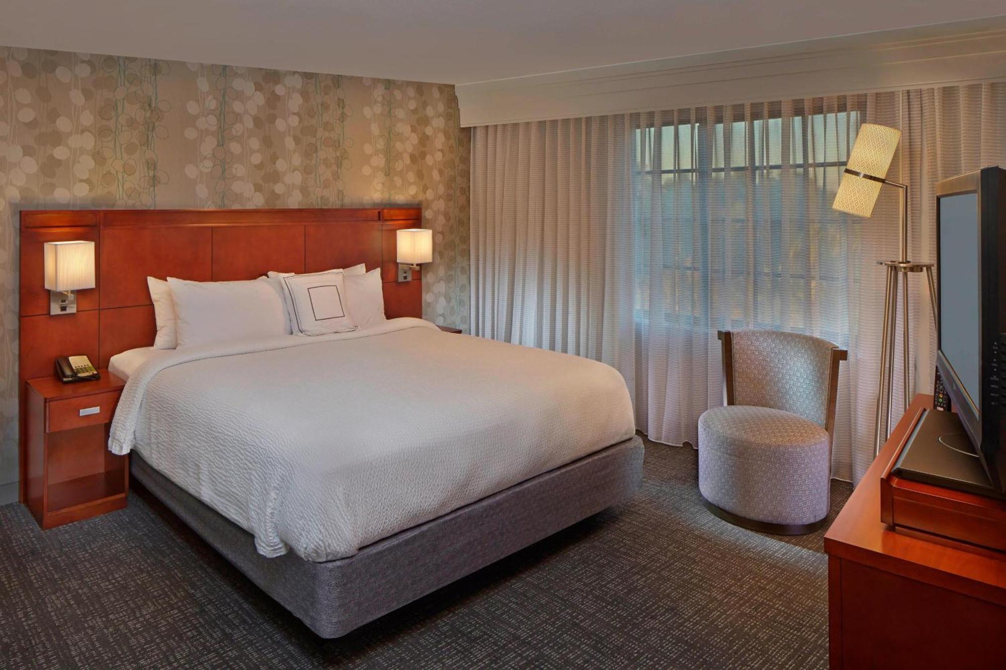 Hotel Courtyard By Marriott