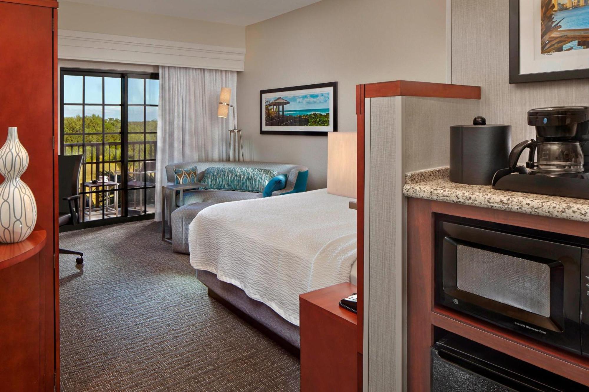 Hotel Courtyard By Marriott
