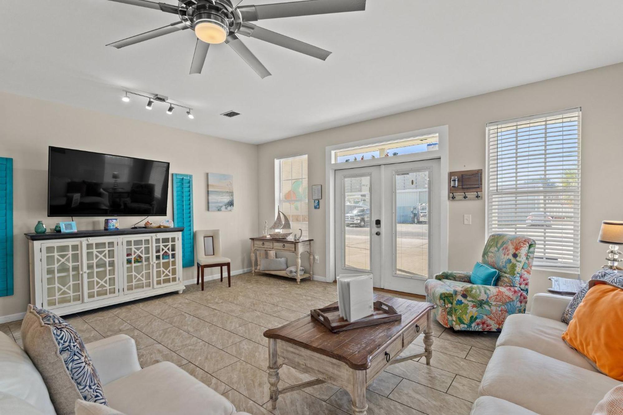 Holiday home Blue Oasis Vacation With Private Pool & Hot Tub Panama City Beach