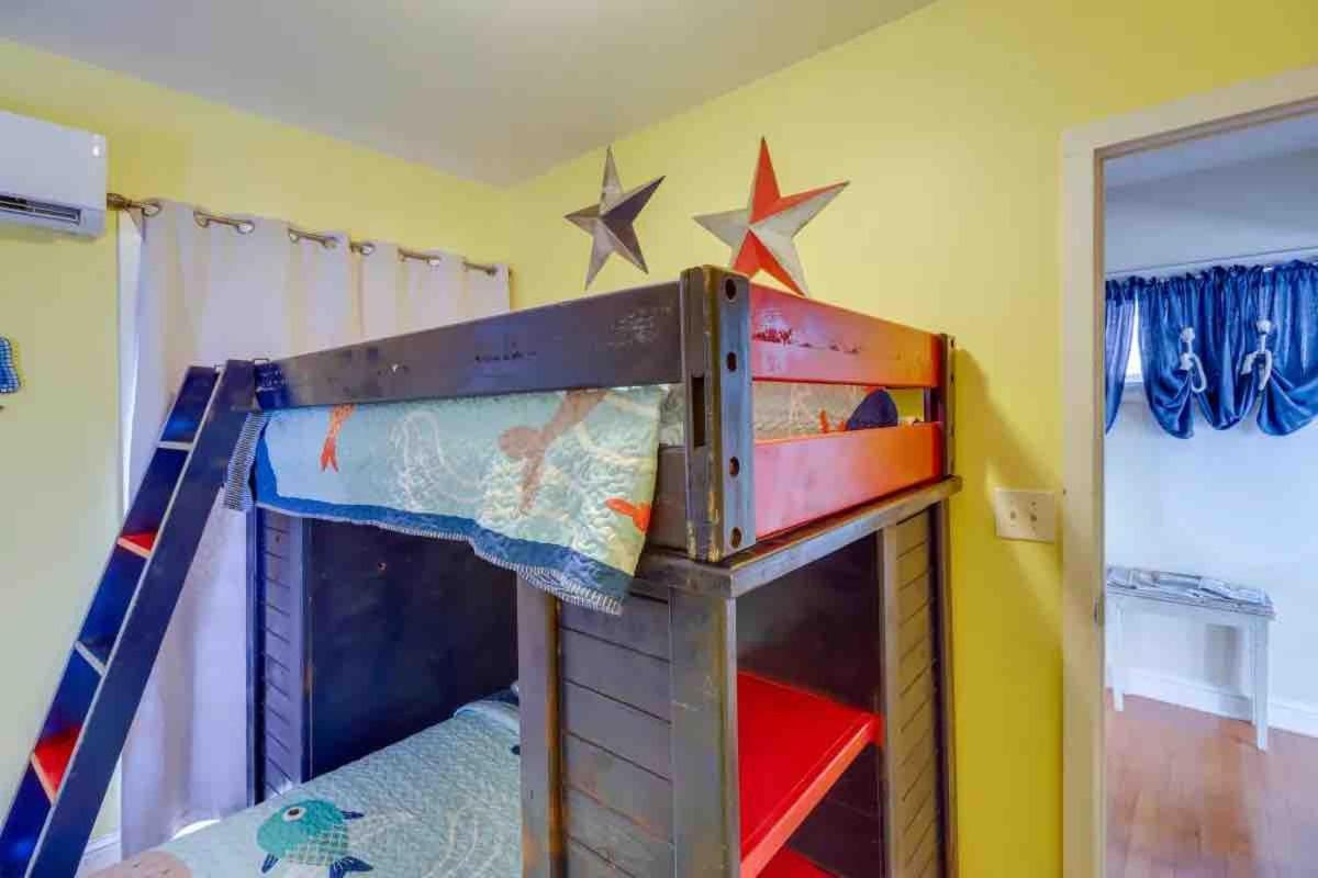 Ocean View With Pool, 4 Bedroom Near Key West Cudjoe Key