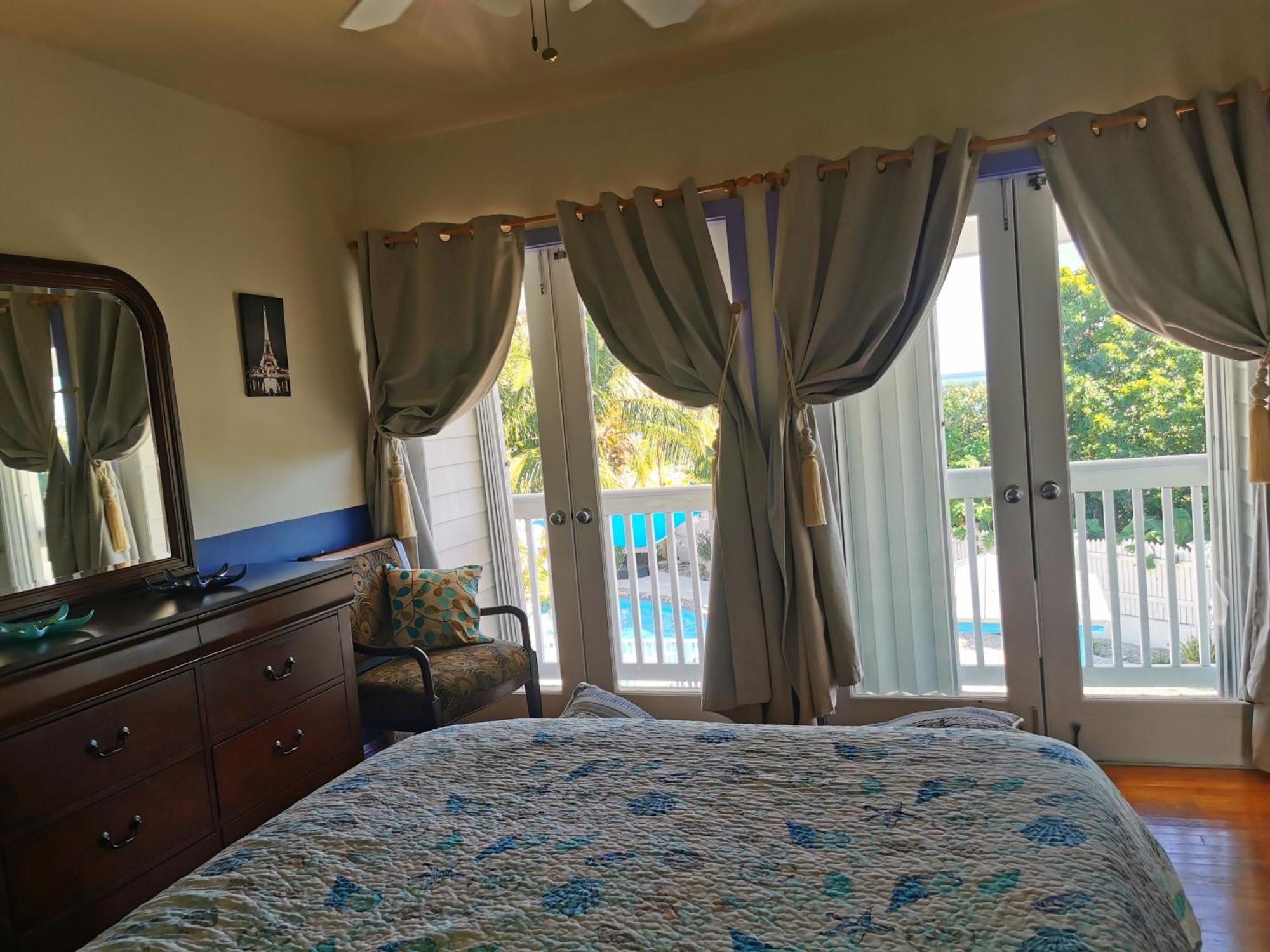 Ocean View With Pool, 4 Bedroom Near Key West Cudjoe Key