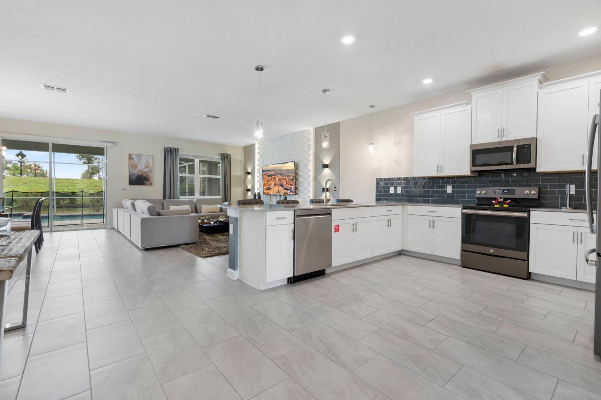 Luxury 9 Bedrooms Poolgames