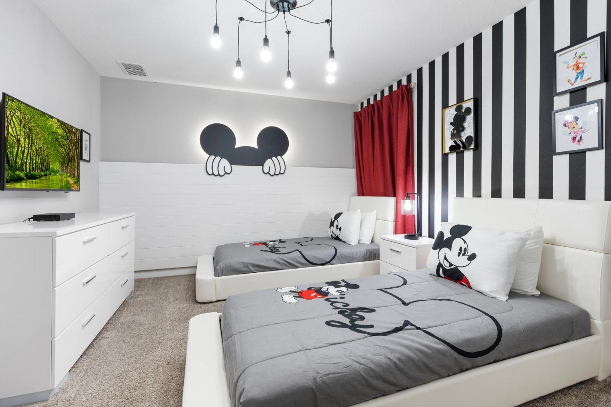 Luxury 9 Bedrooms Poolgames Resort *