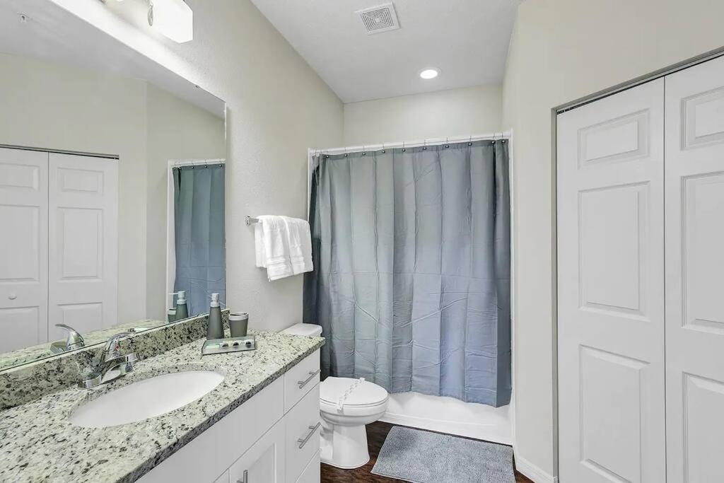 World Charm 4br And 3ba! Holiday home Kissimmee