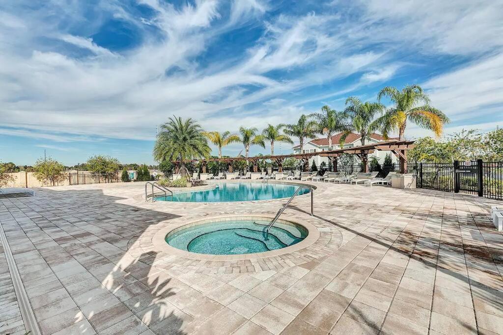 World Charm 4br And 3ba! Holiday home Kissimmee