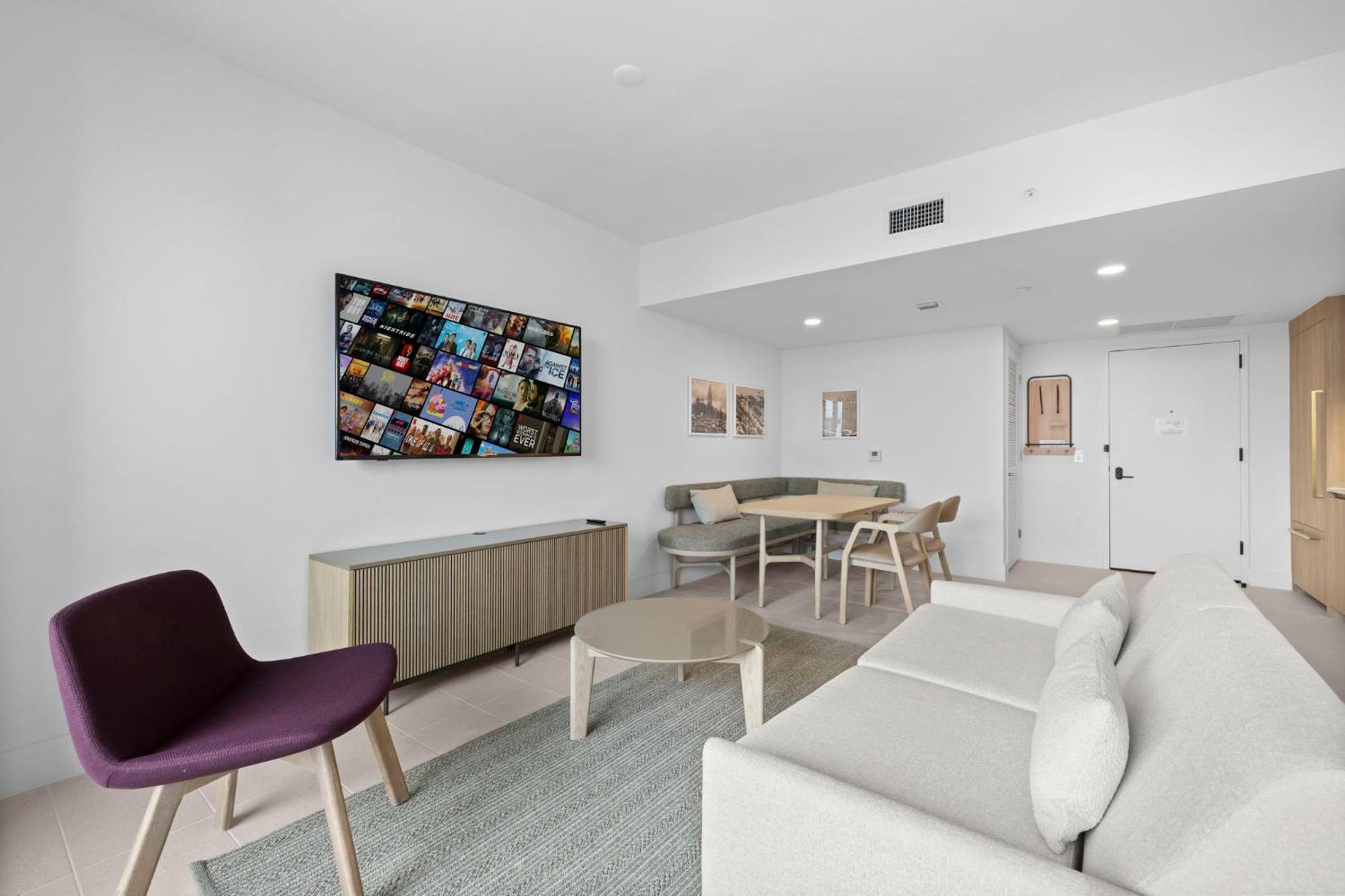 Free Parking! Luxury In Downtown Apartment Miami