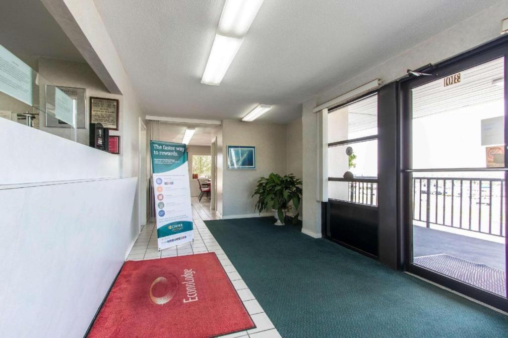 Hotel Econo