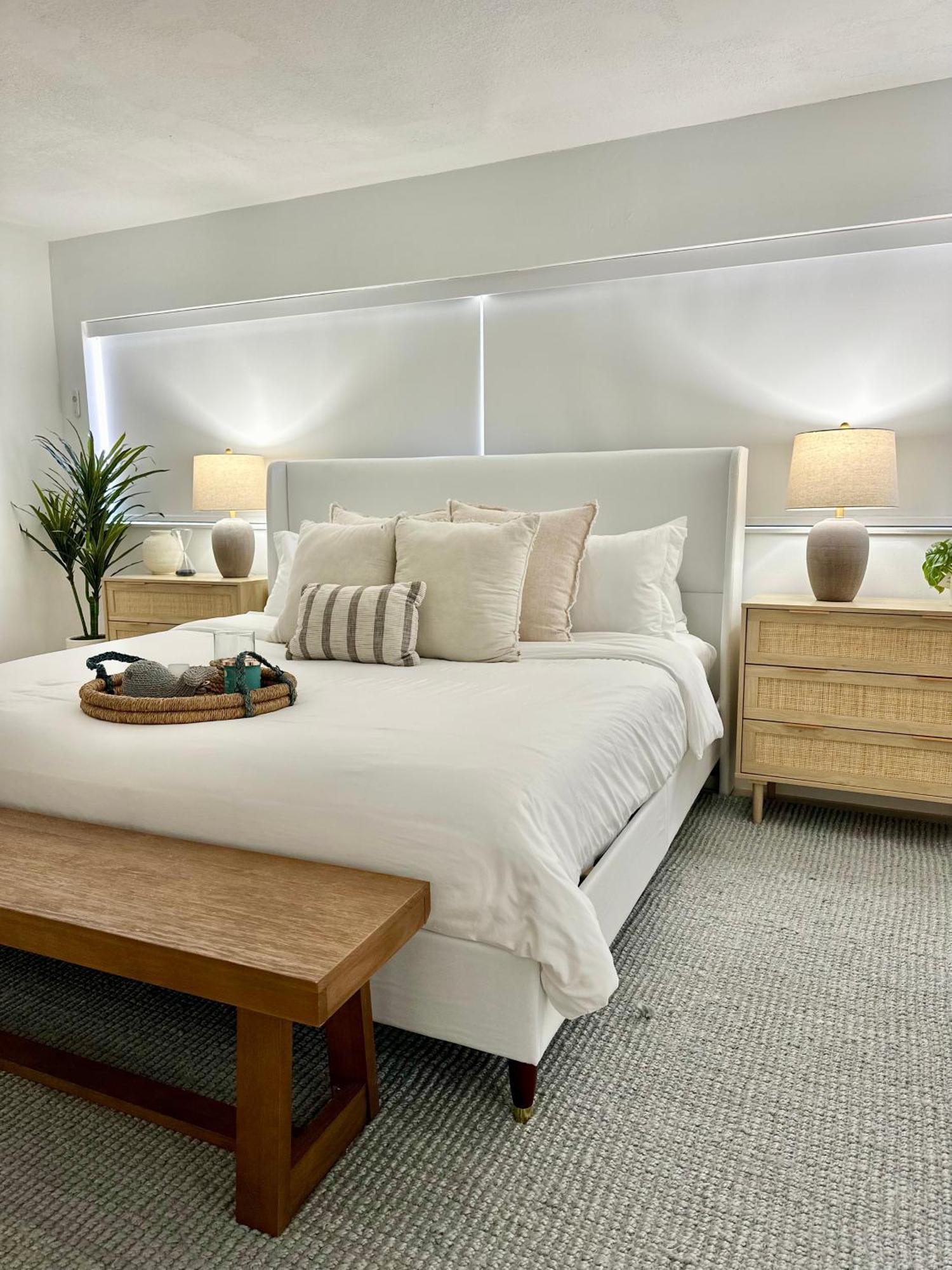 Coastal Chic Getaway Modern 2 Bed 2 Bath In Key Largo, Marina Pool Pickleball Apartment Key Largo
