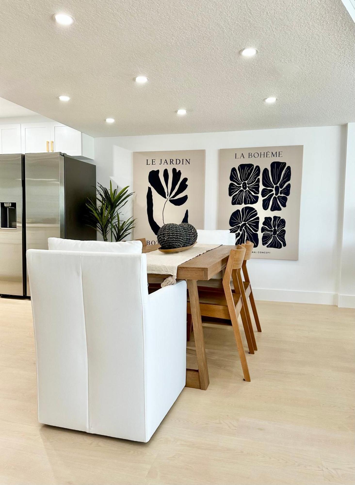 Coastal Chic Getaway Modern 2 Bed 2 Bath In Key Largo, Marina Pool Pickleball Apartment Key Largo