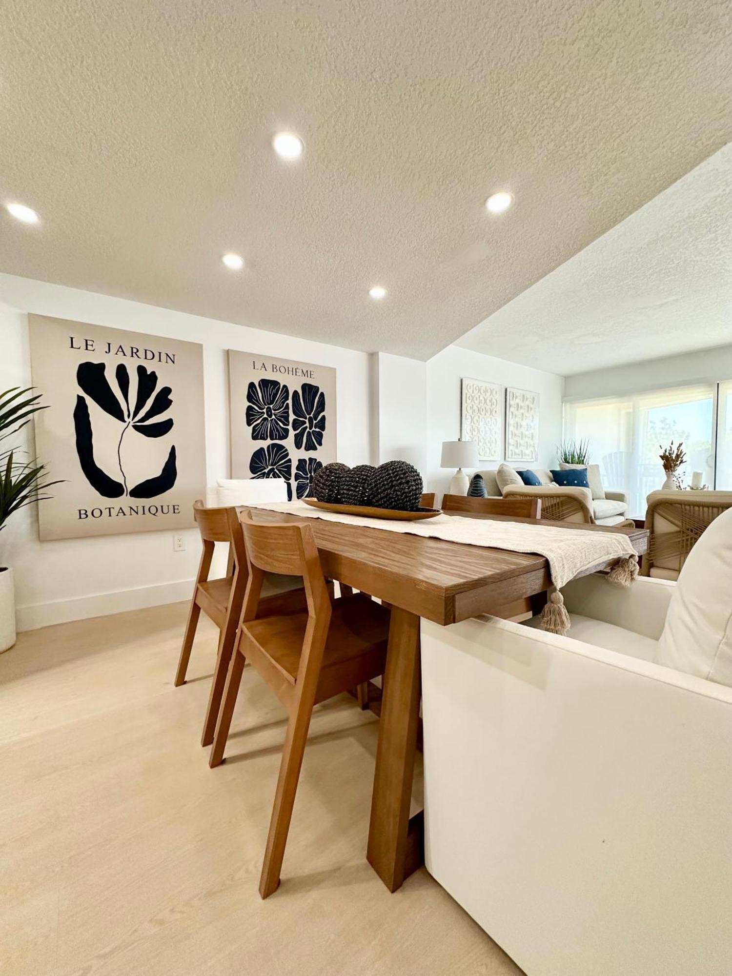 Coastal Chic Getaway Modern 2 Bed 2 Bath In Key Largo, Marina Pool Pickleball Apartment *