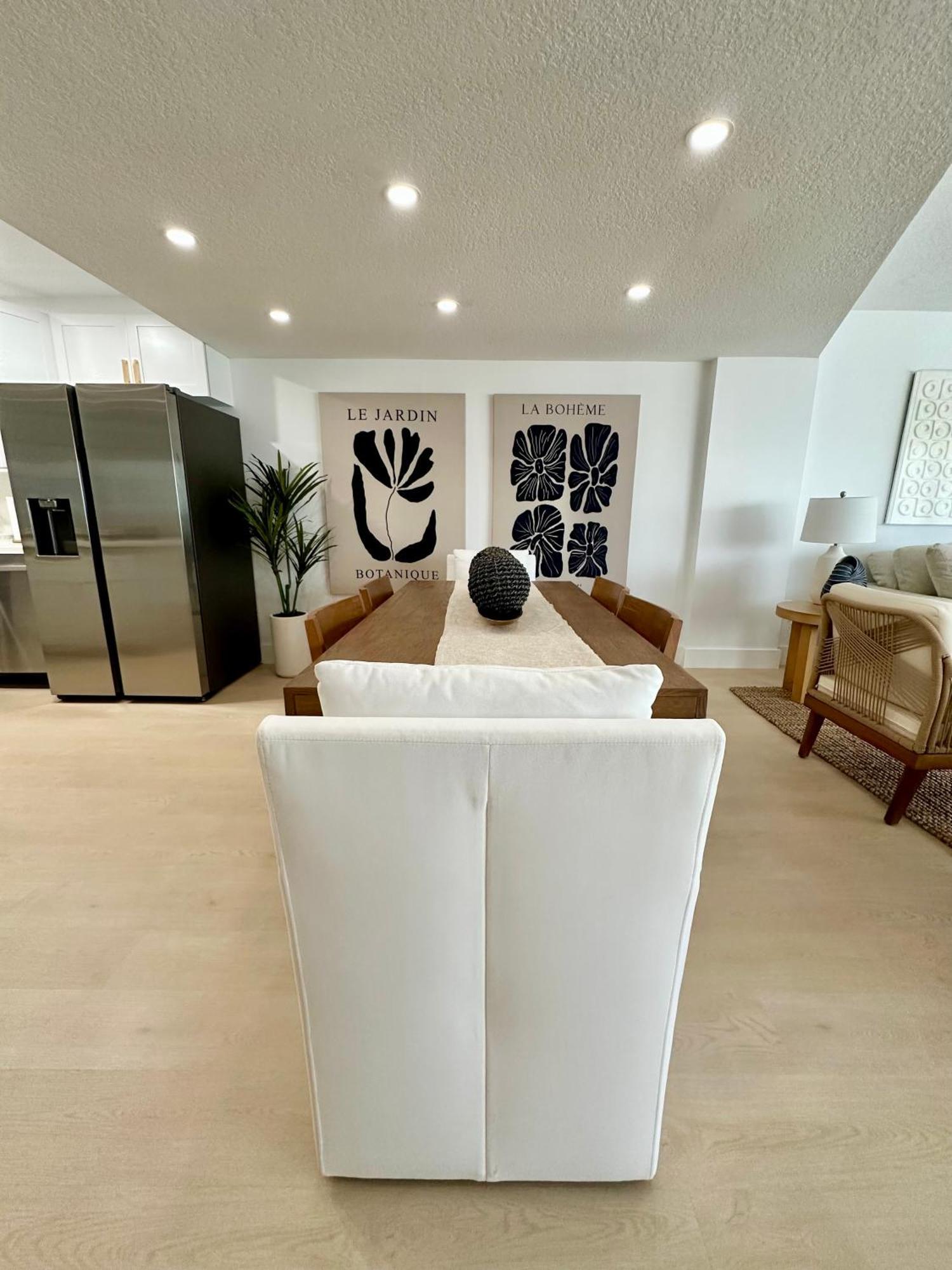 Coastal Chic Getaway Modern 2 Bed 2 Bath In Key Largo, Marina Pool Pickleball * Key Largo
