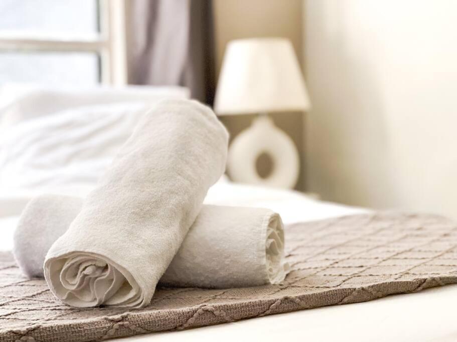 Cozy 3 - 2, Heated Pool & Jacuzzi, 10 Min And Olas Holiday home Fort Lauderdale