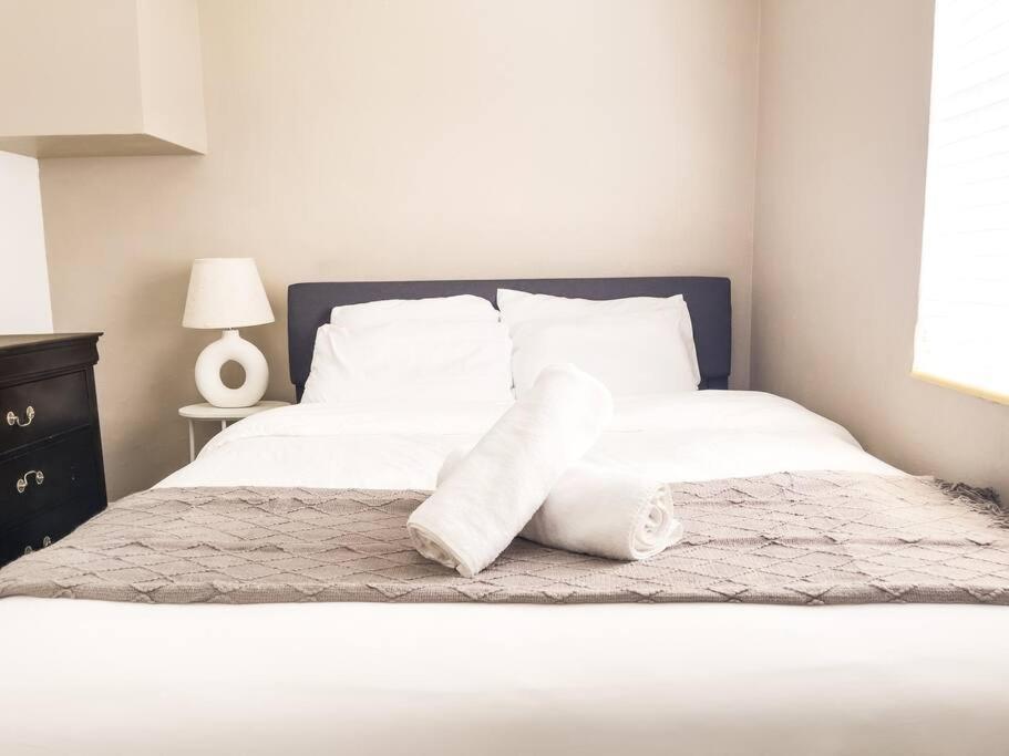 Cozy 3 - 2, Heated Pool & Jacuzzi, 10 Min And Olas Holiday home