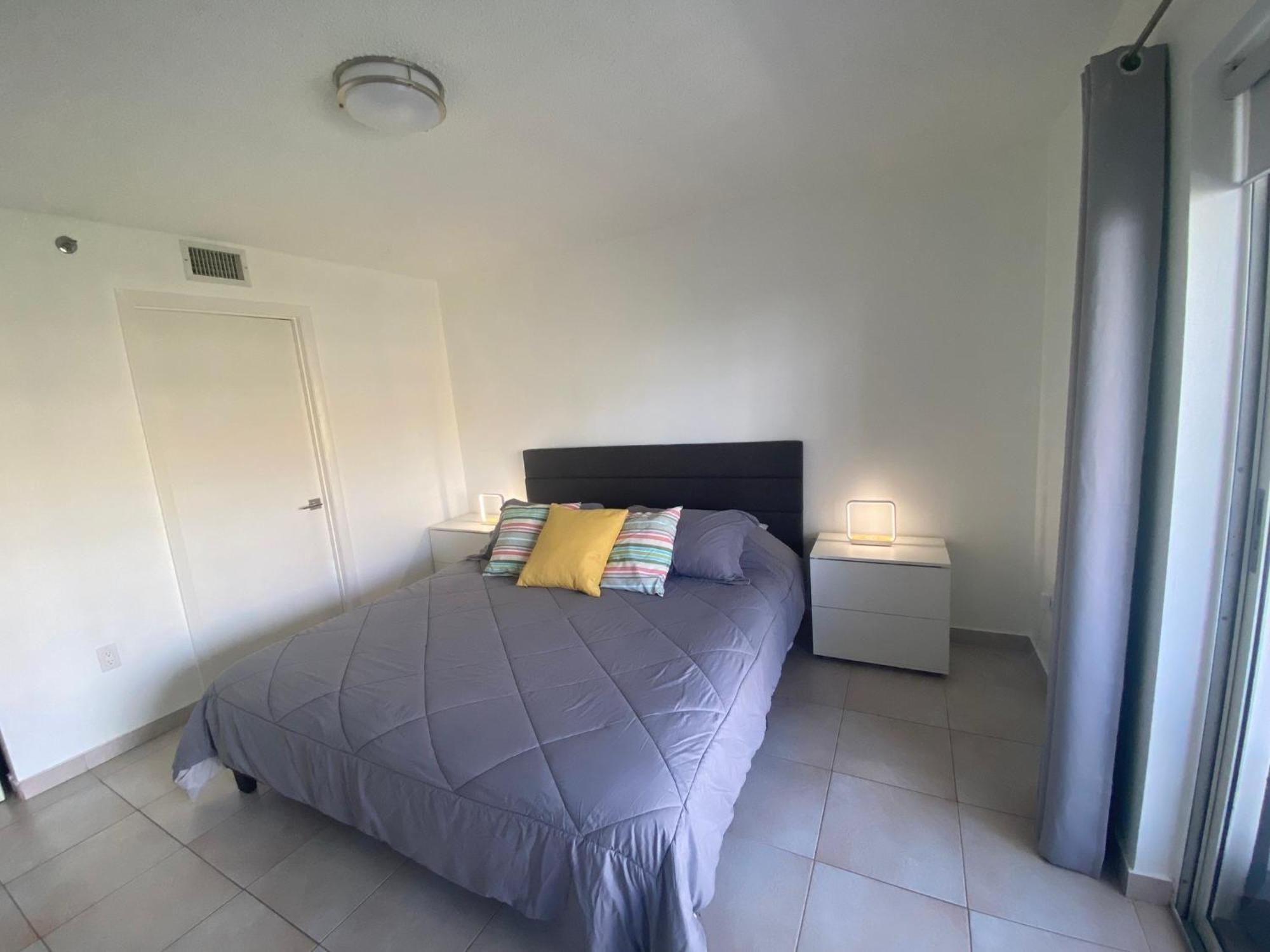 Le Frontenac Sunny Isles Beach