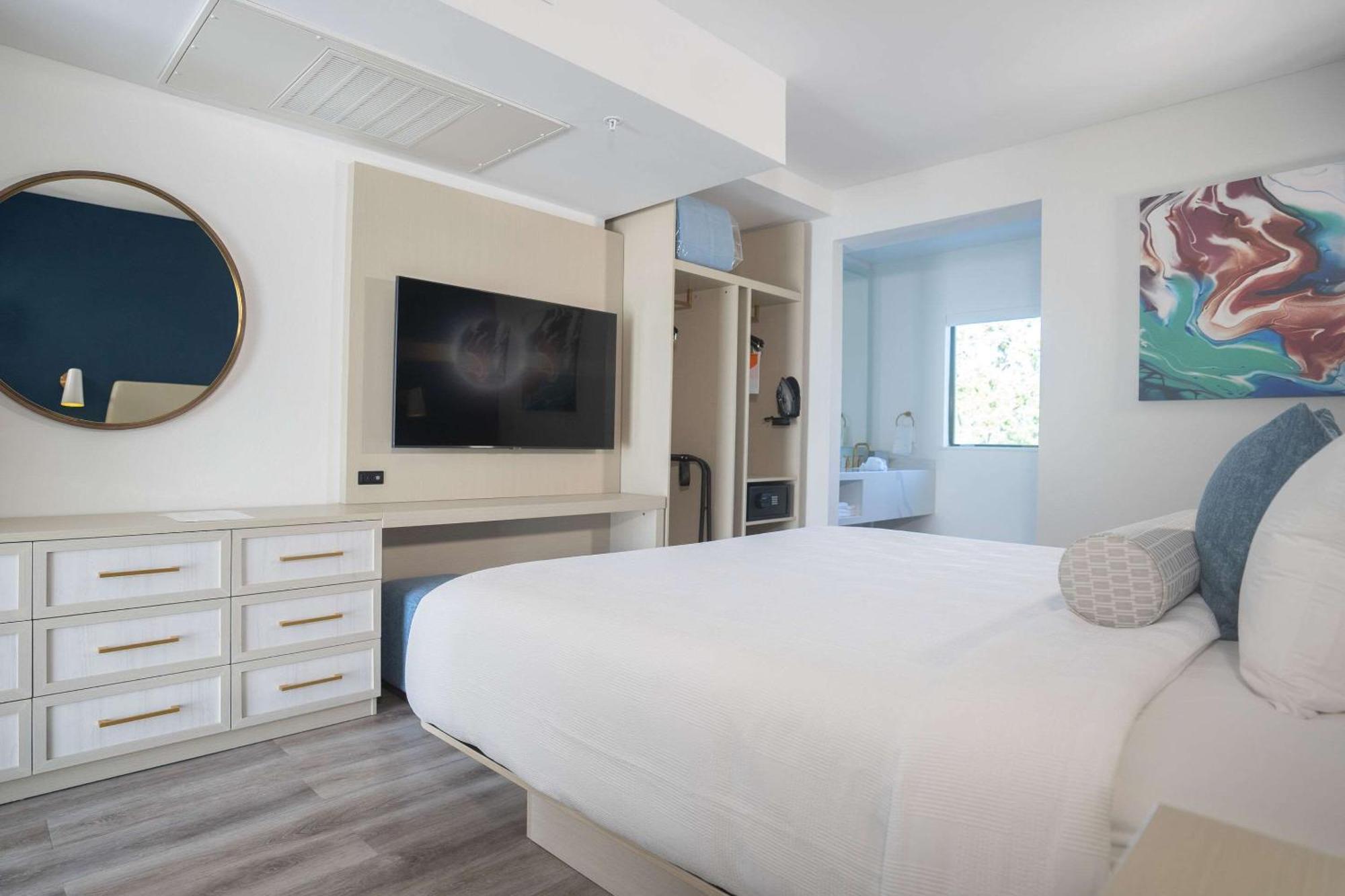 Hotel Daskk Near Universal Blvd, Ascend Collection