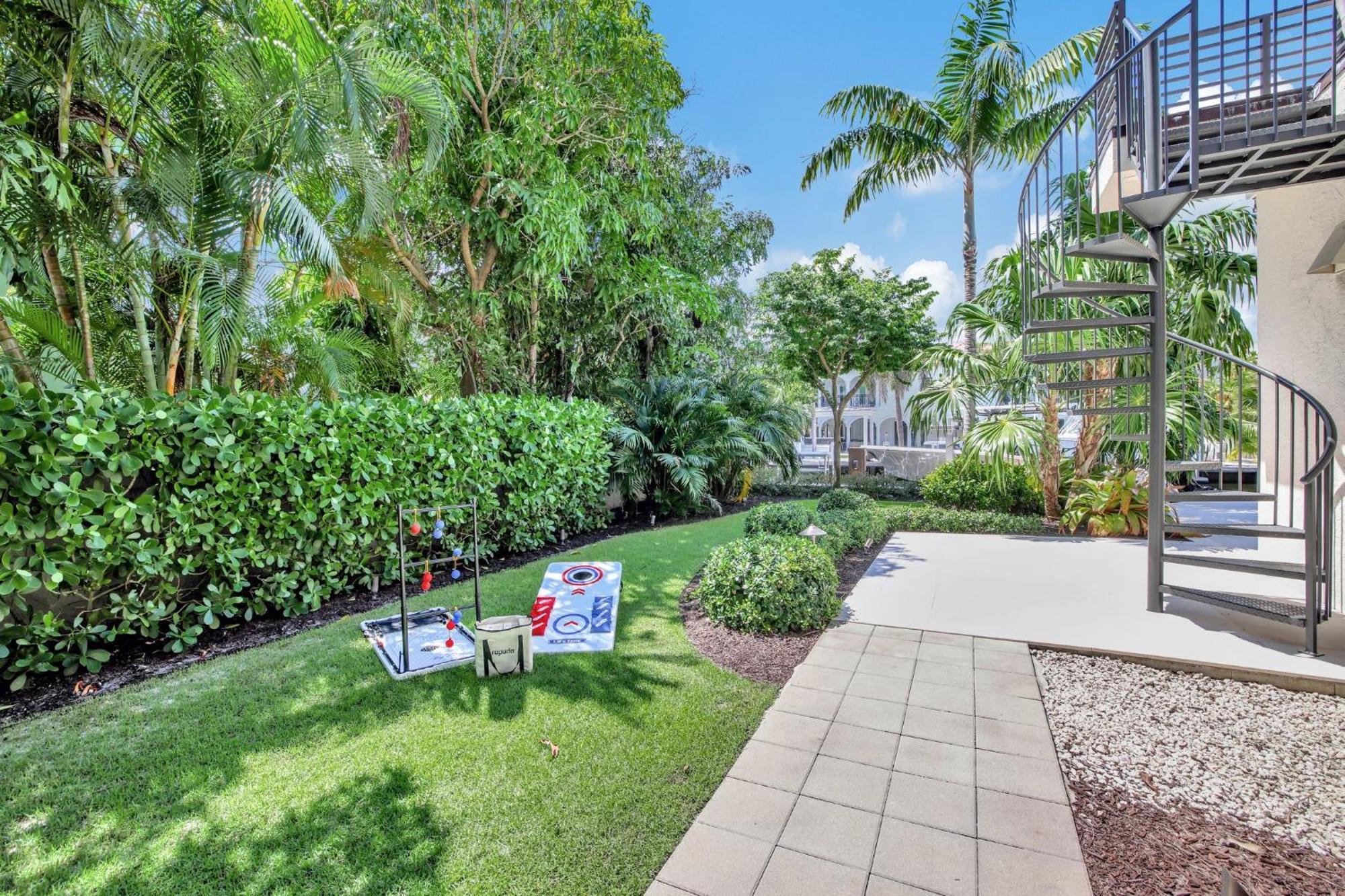 Elegant Waterfront Estate 6br- 6.5ba Fort Lauderdale