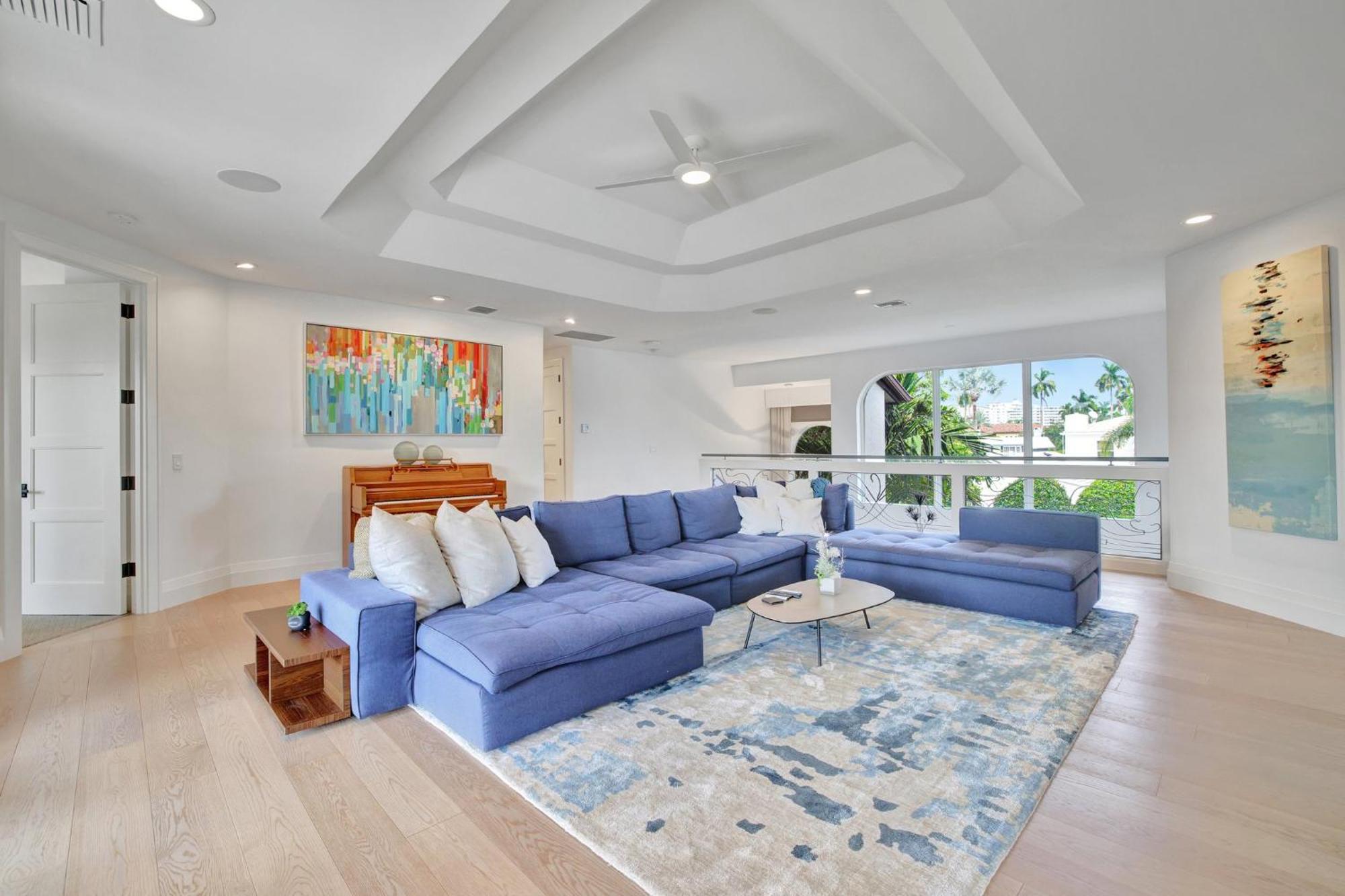 Elegant Waterfront Estate 6br- 6.5ba * Fort Lauderdale