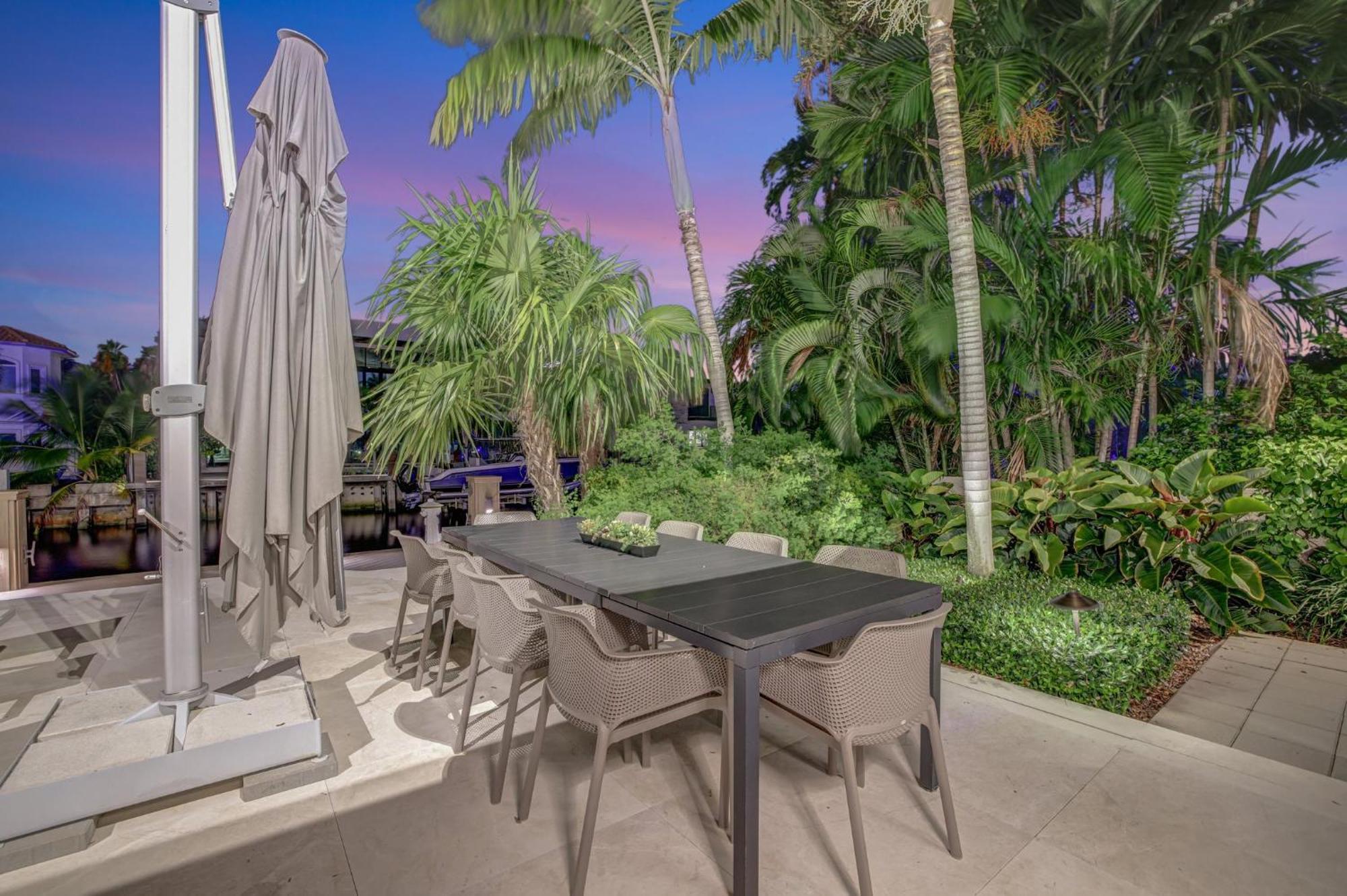 Elegant Waterfront Estate 6br- 6.5ba * Fort Lauderdale