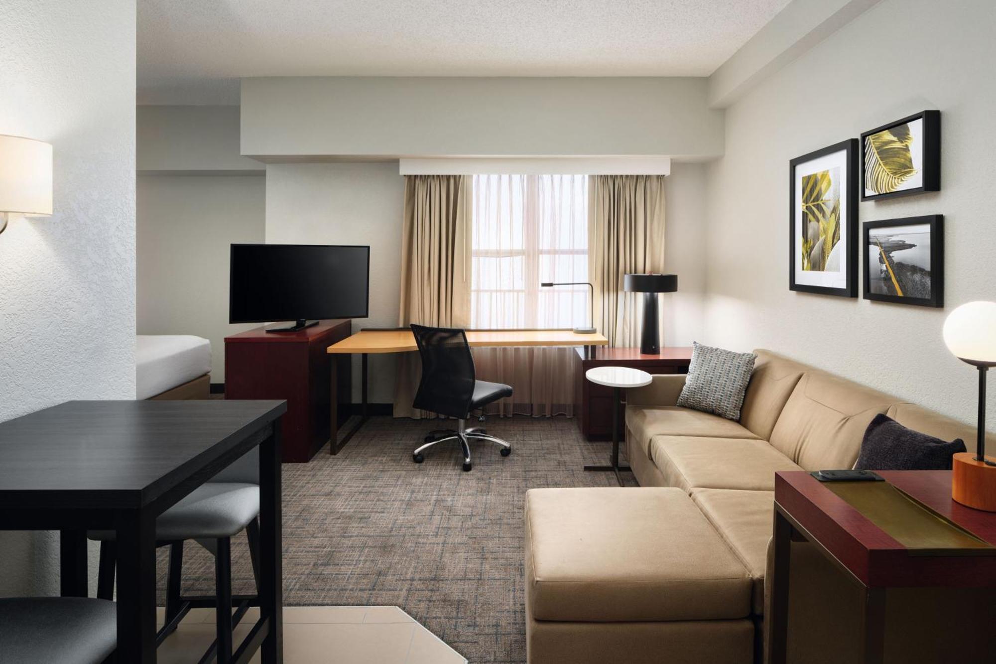 By Marriott Lauderdale Of 3* Plantation