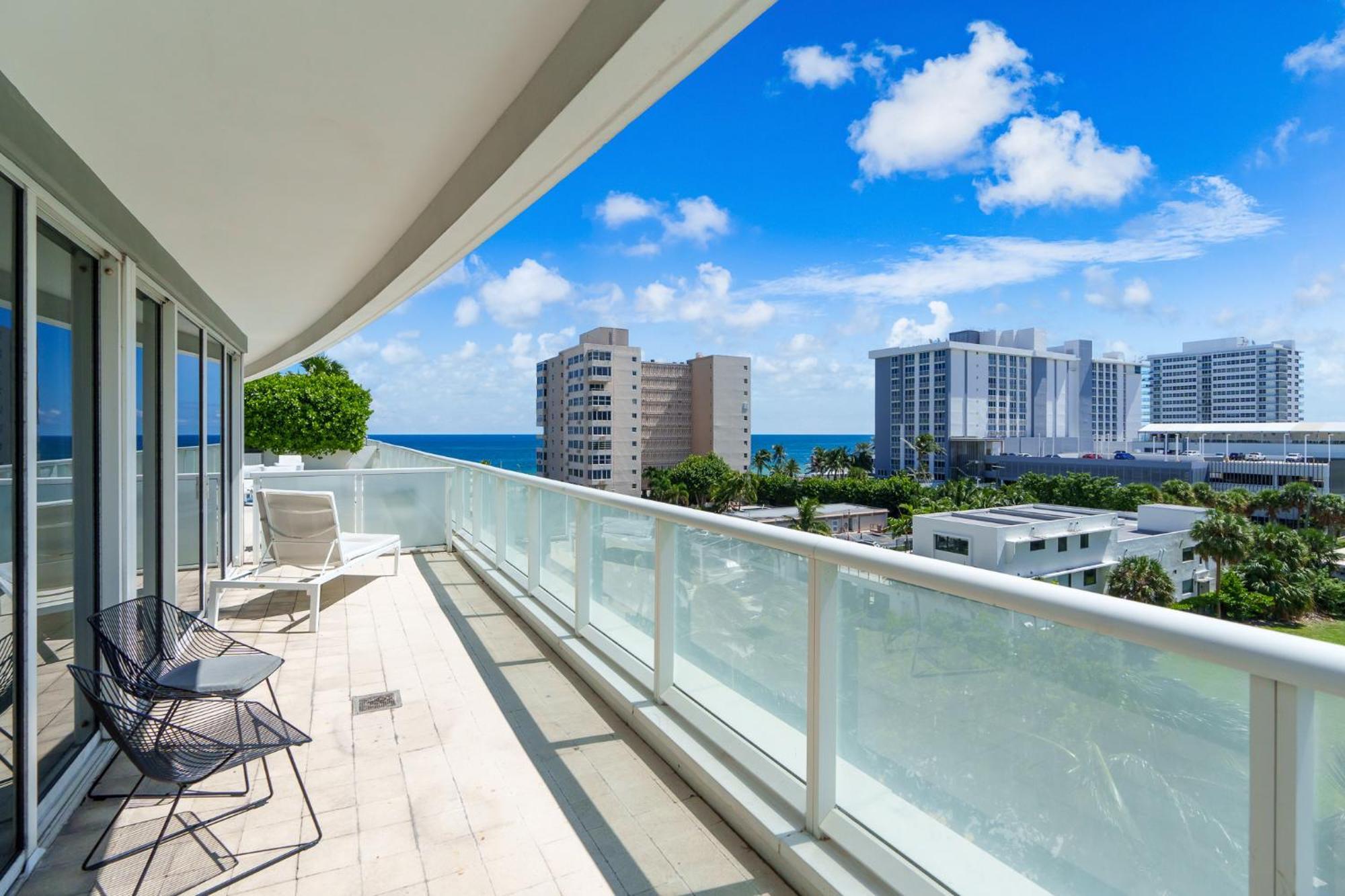 2br W Fll, Ocean Views, Infinity Pool, Hot Tub, Large Balcony, Easy Amentiy Access * Fort Lauderdale