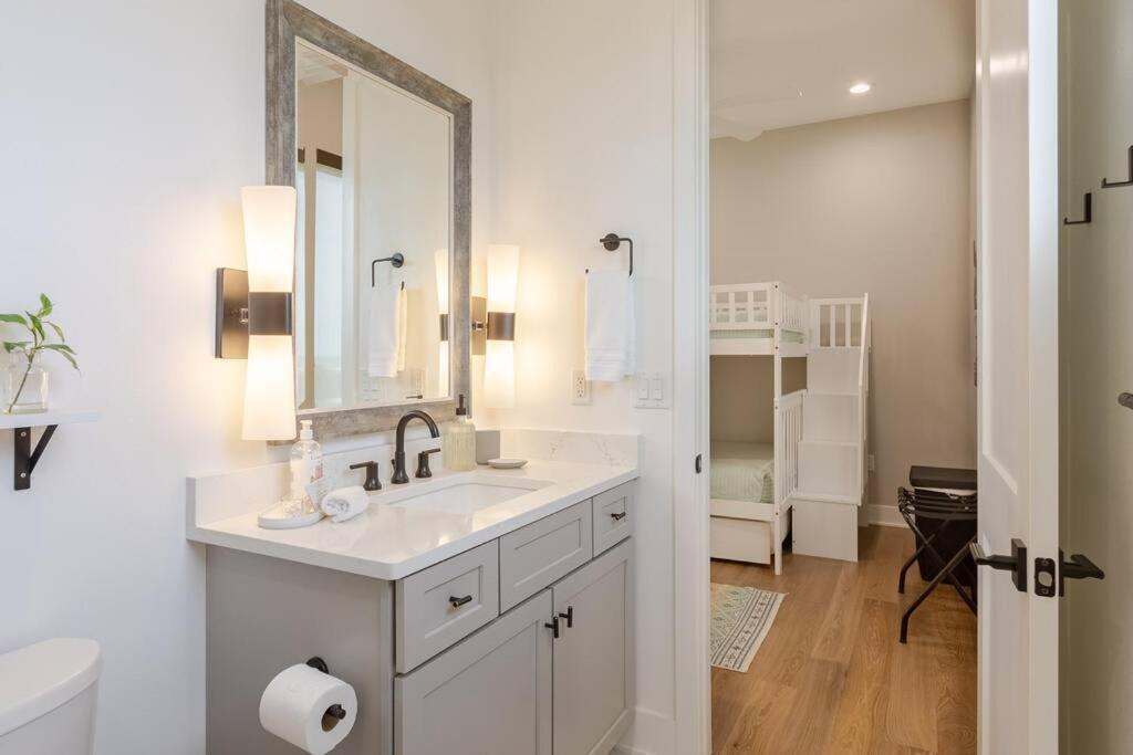 Villa Oceanfront 4-bed Designer With Private Pool Melbourne Beach
