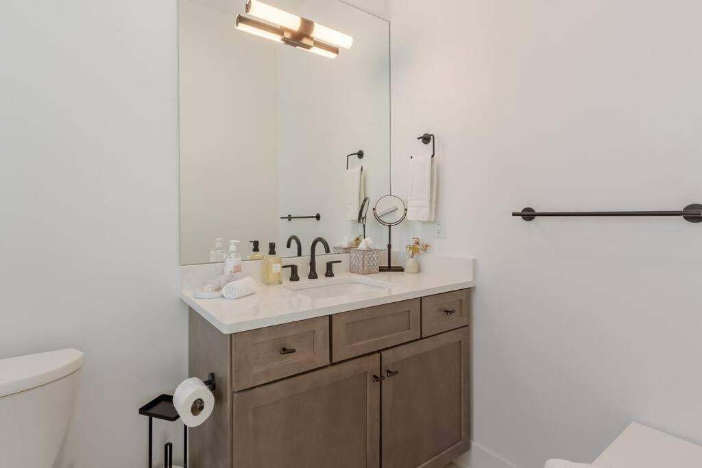 Oceanfront 4-bed Designer With Private Pool * Melbourne Beach