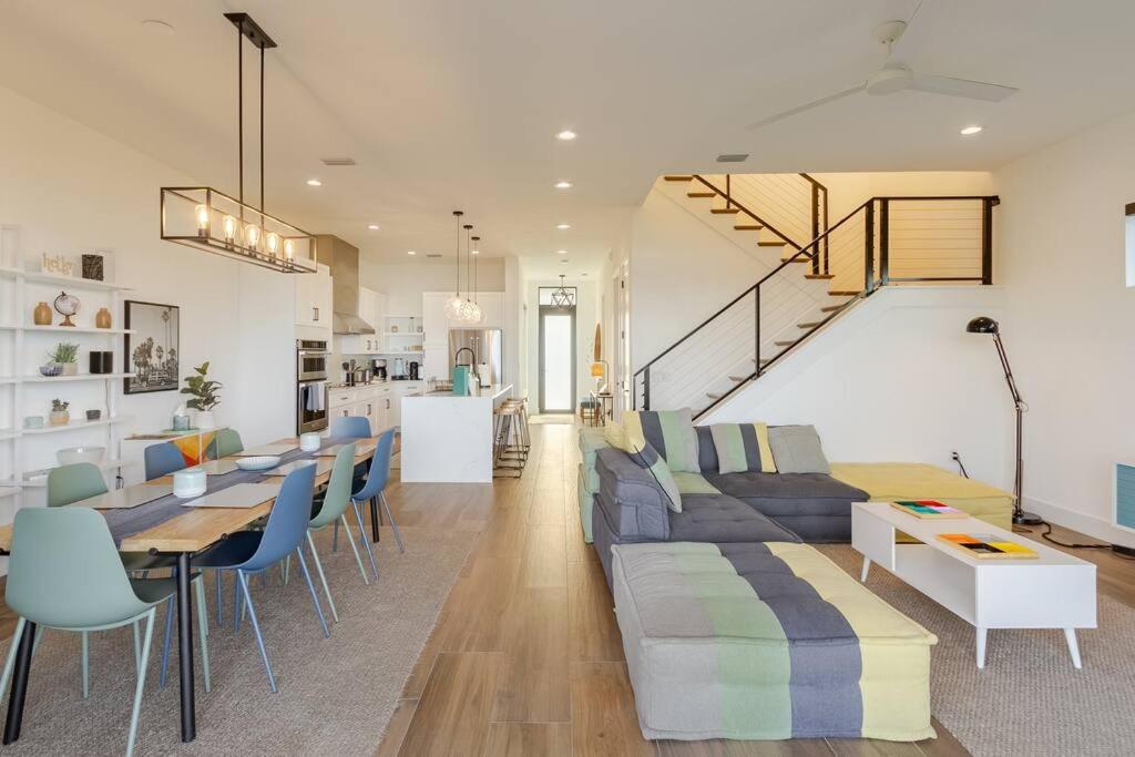 Oceanfront 4-bed Designer With Private Pool Villa Melbourne Beach