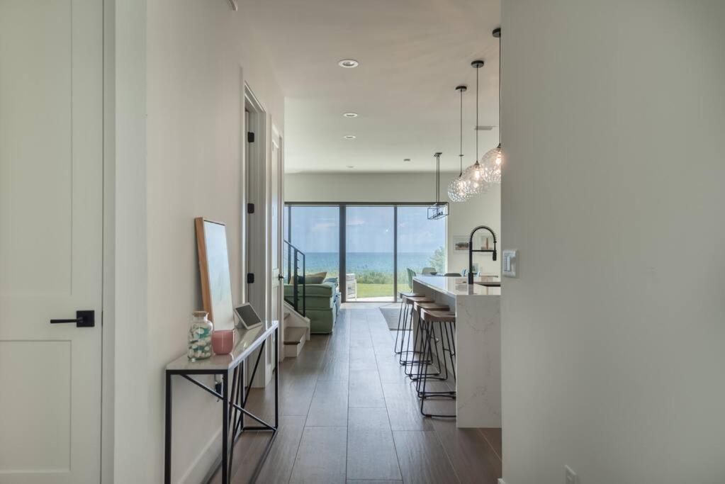 Oceanfront 4-bed Designer With Private Pool Villa *