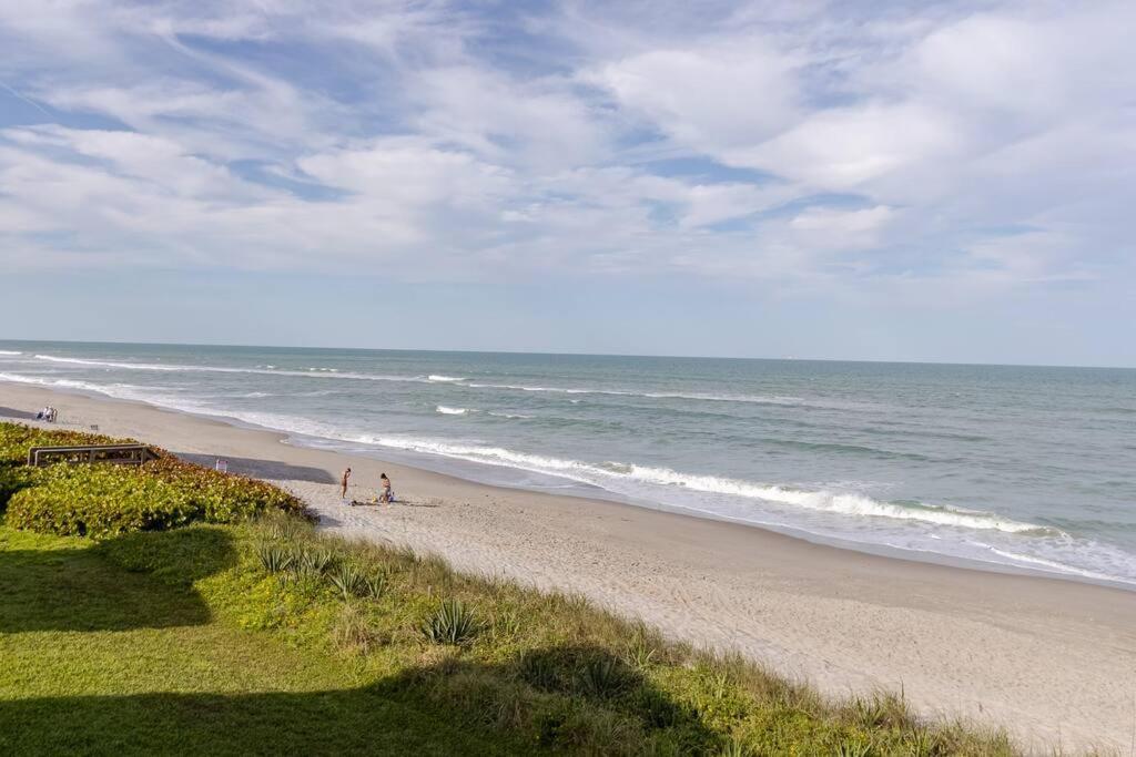 Oceanfront 4-bed Designer With Private Pool Villa Melbourne Beach