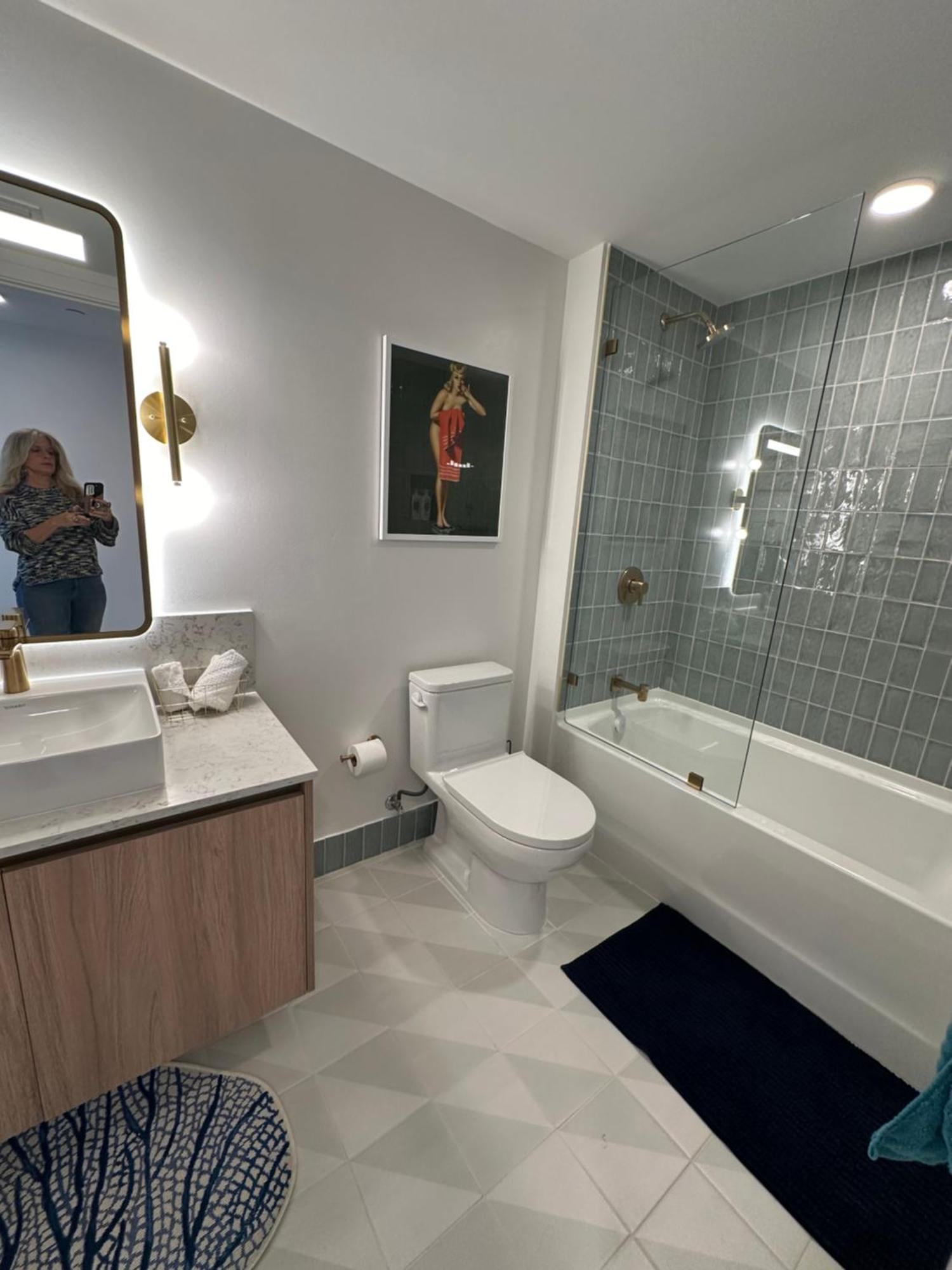 Apartment Glamorous Gale Ocean View Balcony & Miami