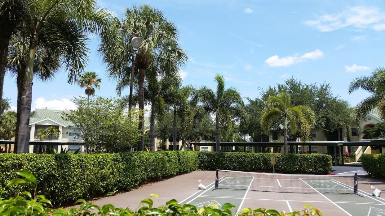 Beautiful Two Master Bedroom In Myers, Venetian Palms Apartment Fort Myers