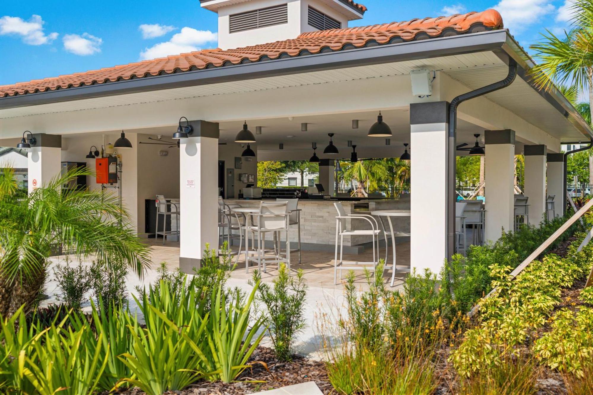 Lakeview Executive Penthouse Holiday home *