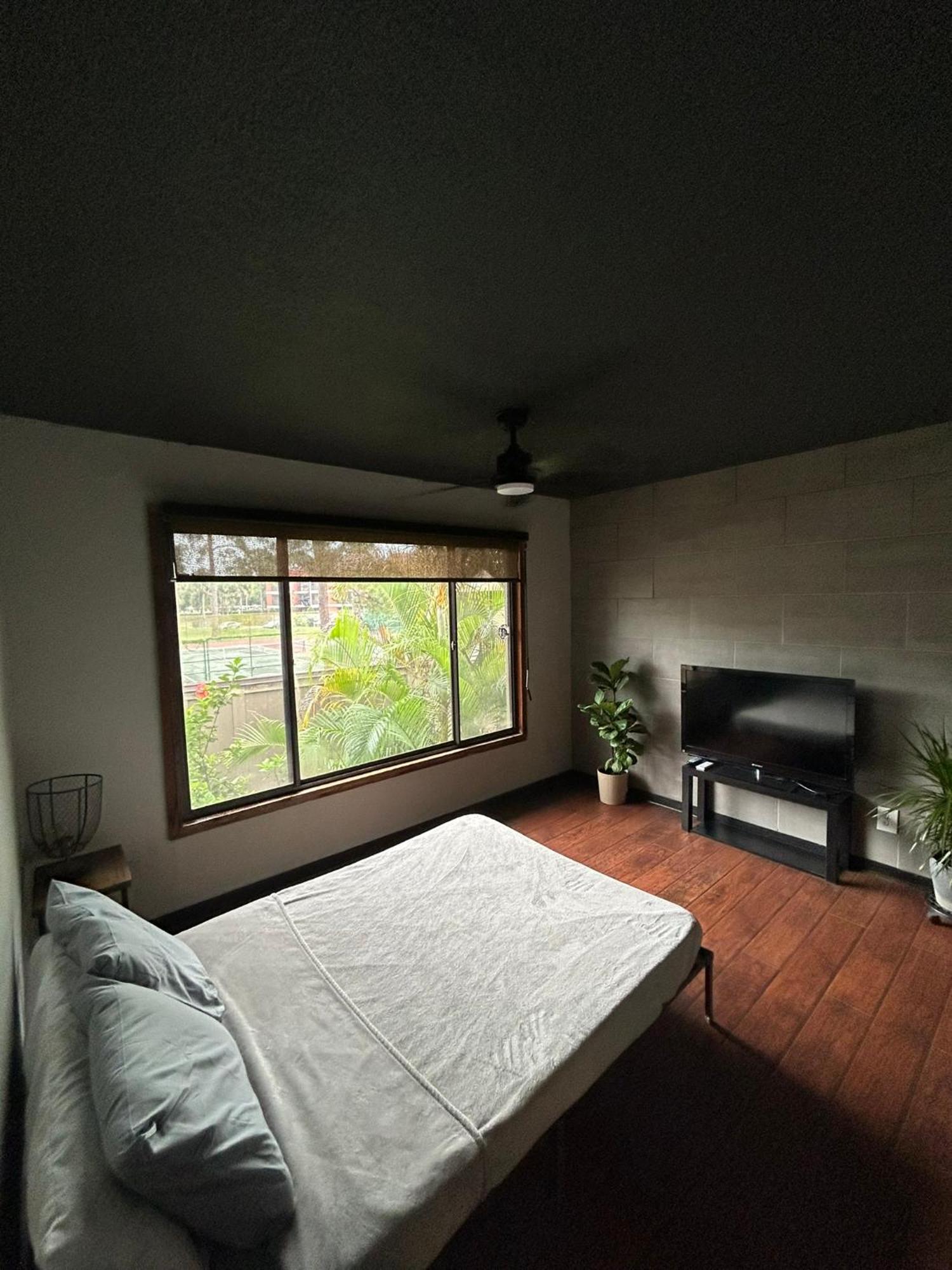 Aparthotel Luxury Industrial Rustic Loft *
