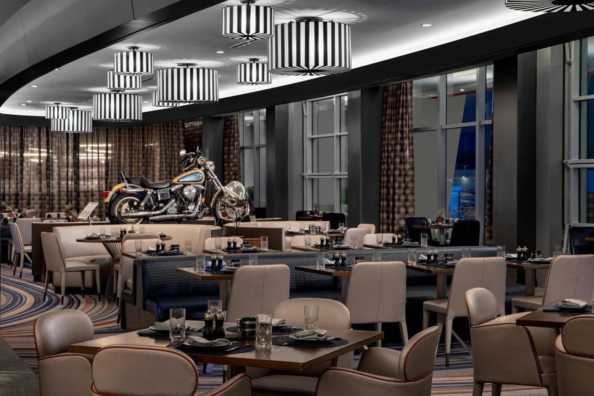 The Daytona, Autograph Collection 4*