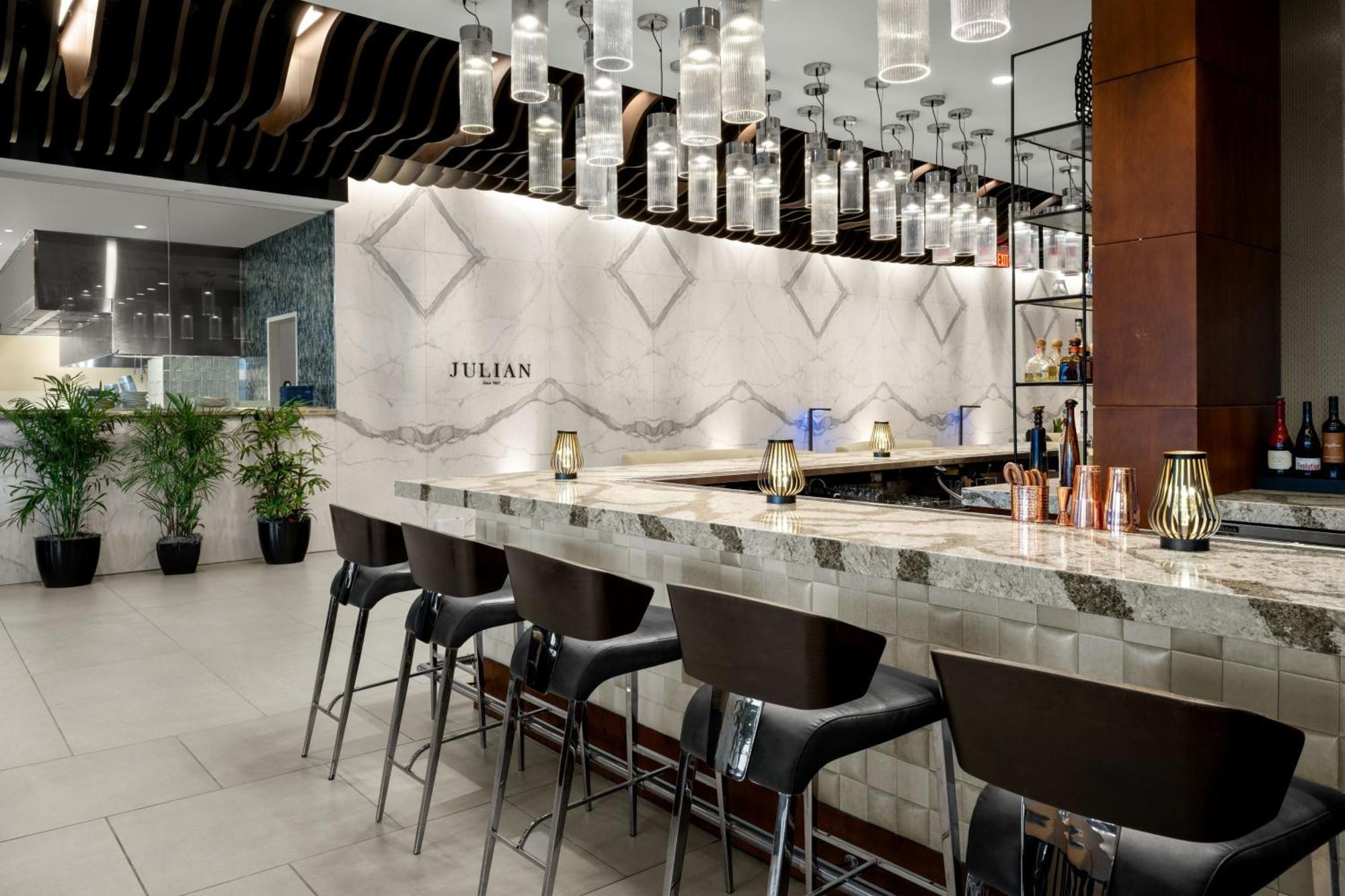 The Current Hotel, Autograph Collection Hotel Tampa