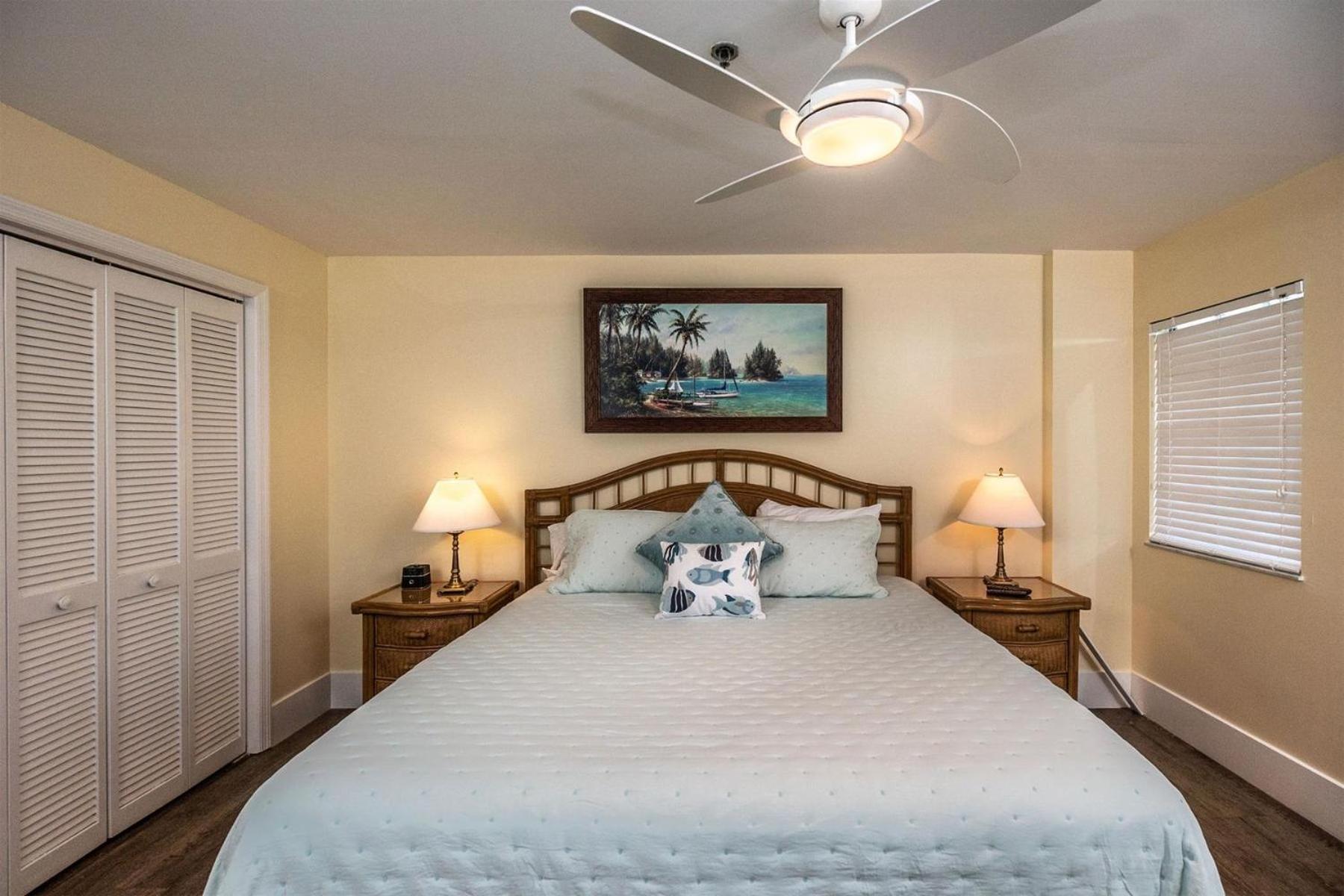 Apartment 2405 Ocean Pointe *
