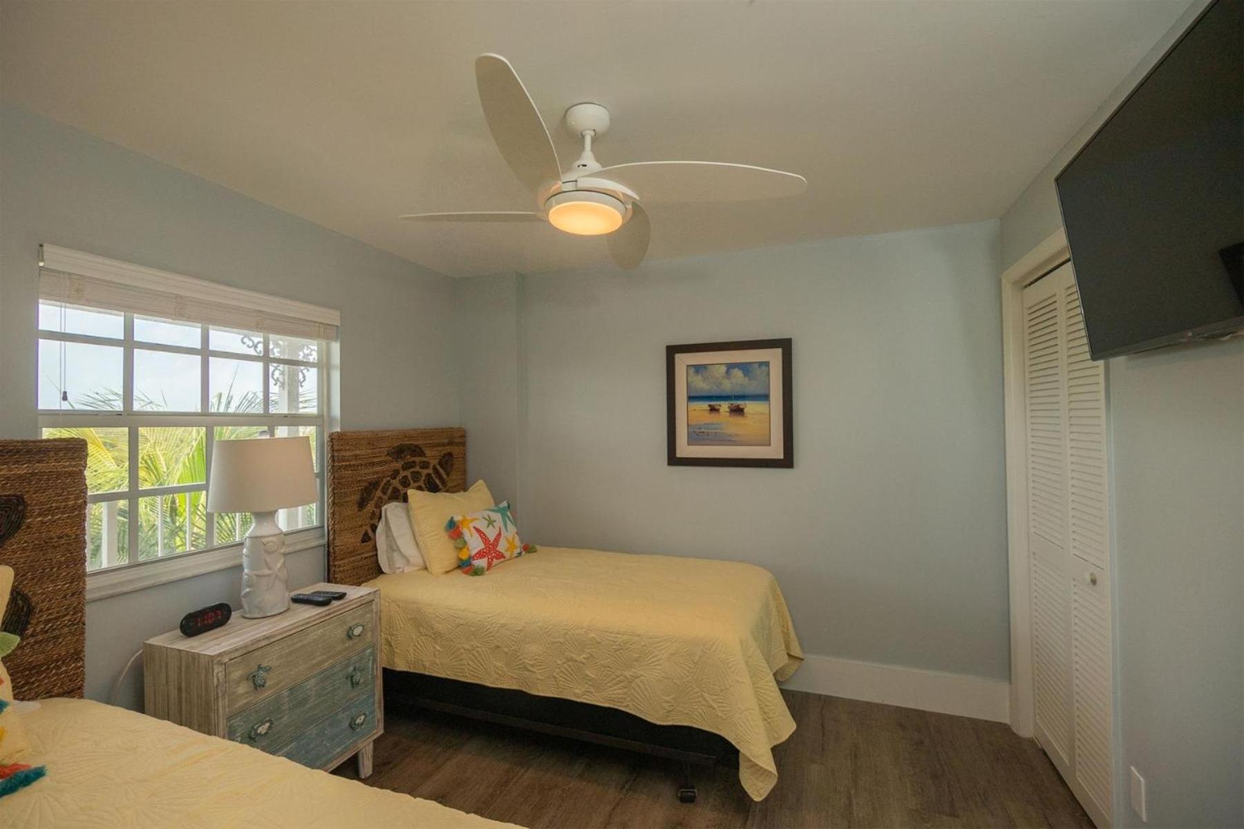 2405 Ocean Pointe Apartment Tavernier