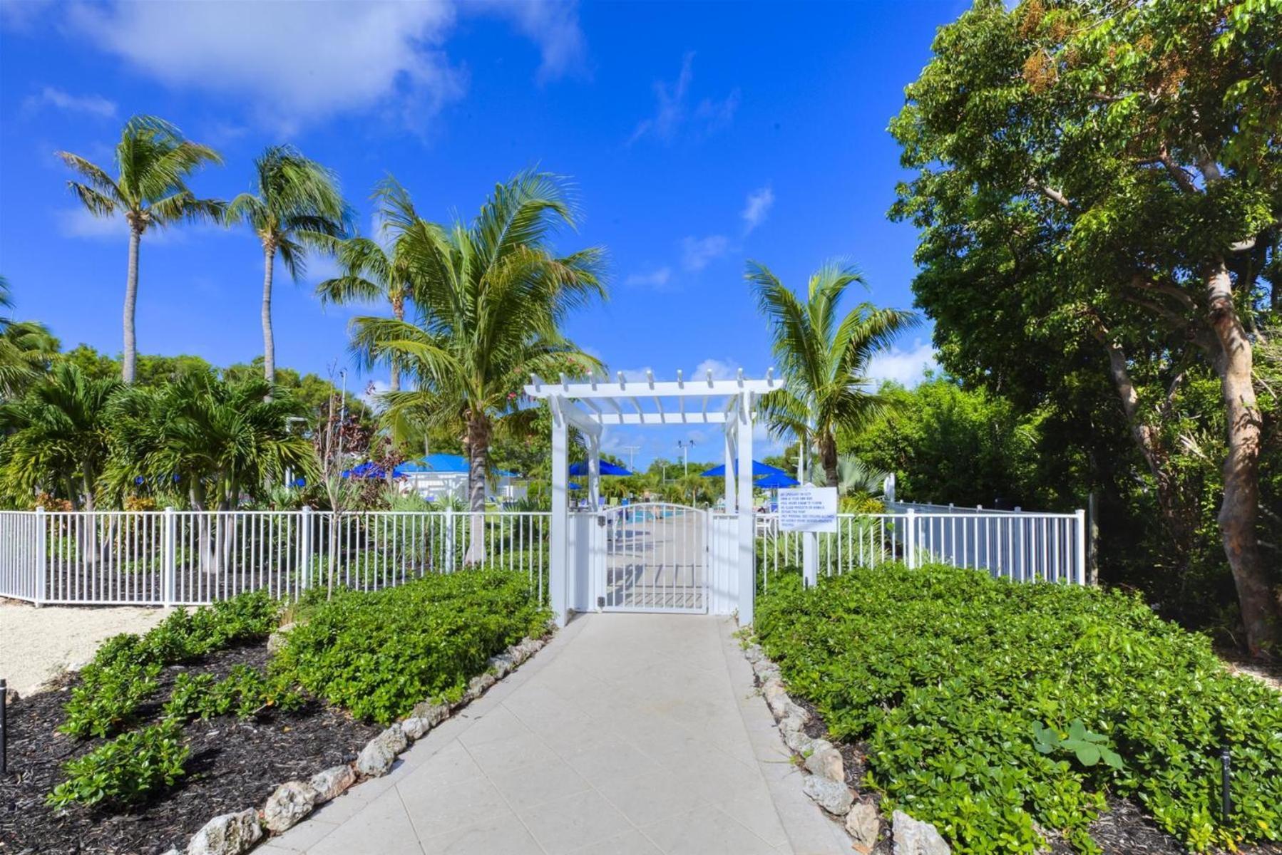 2306 Ocean Pointe Apartment Tavernier