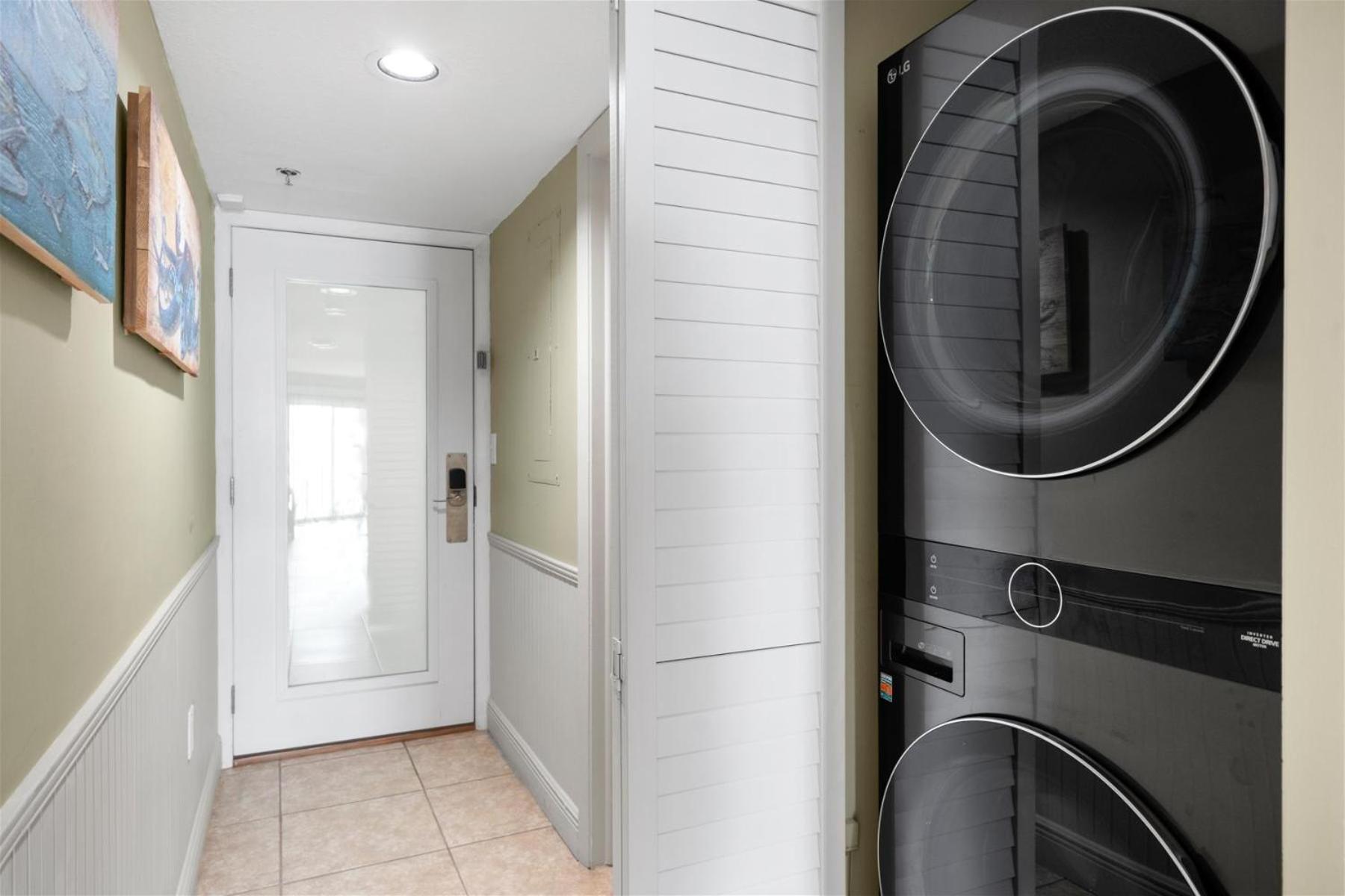4409 Ocean Pointe Apartment