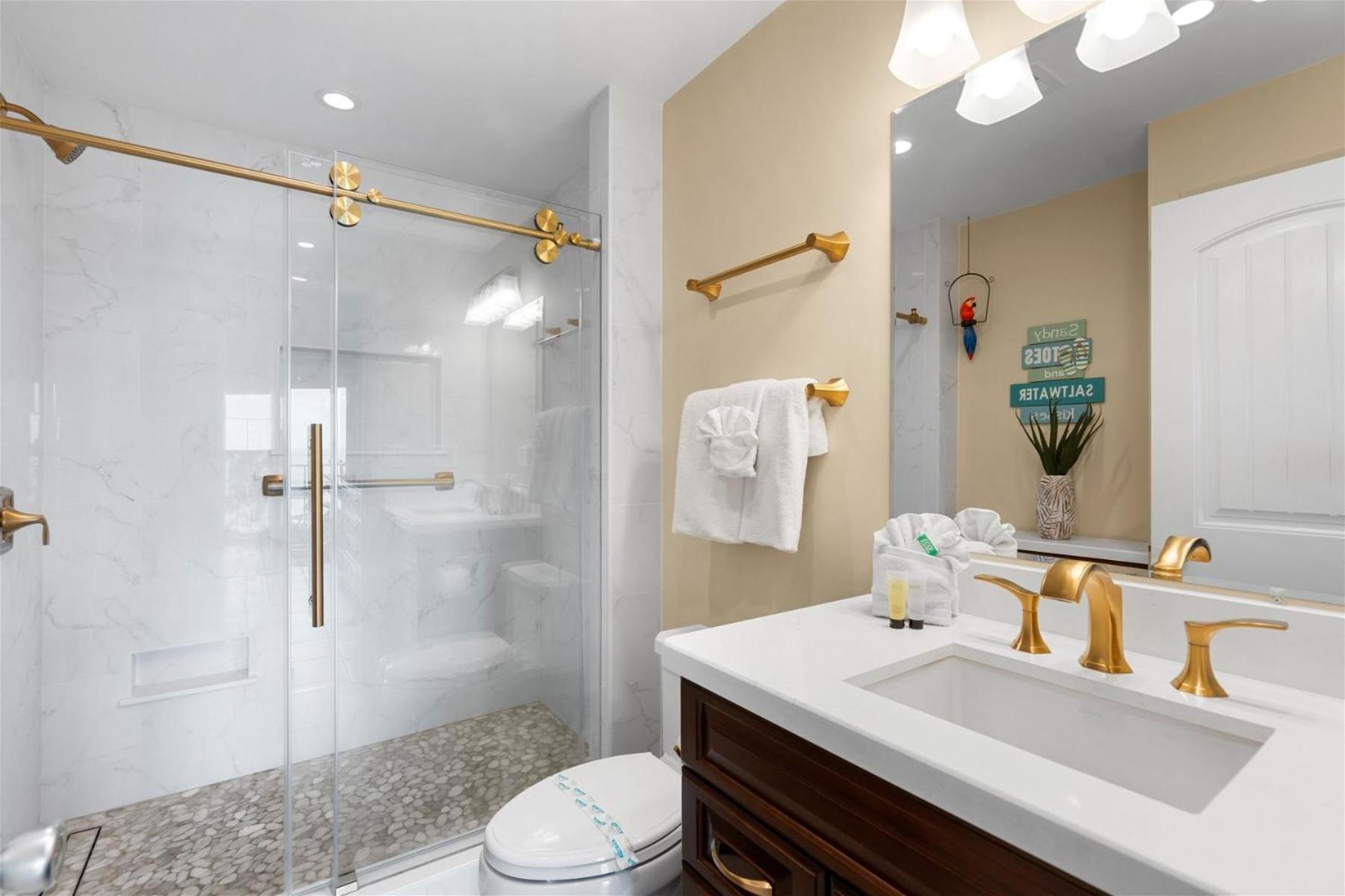 Apartment 4409 Ocean Pointe *