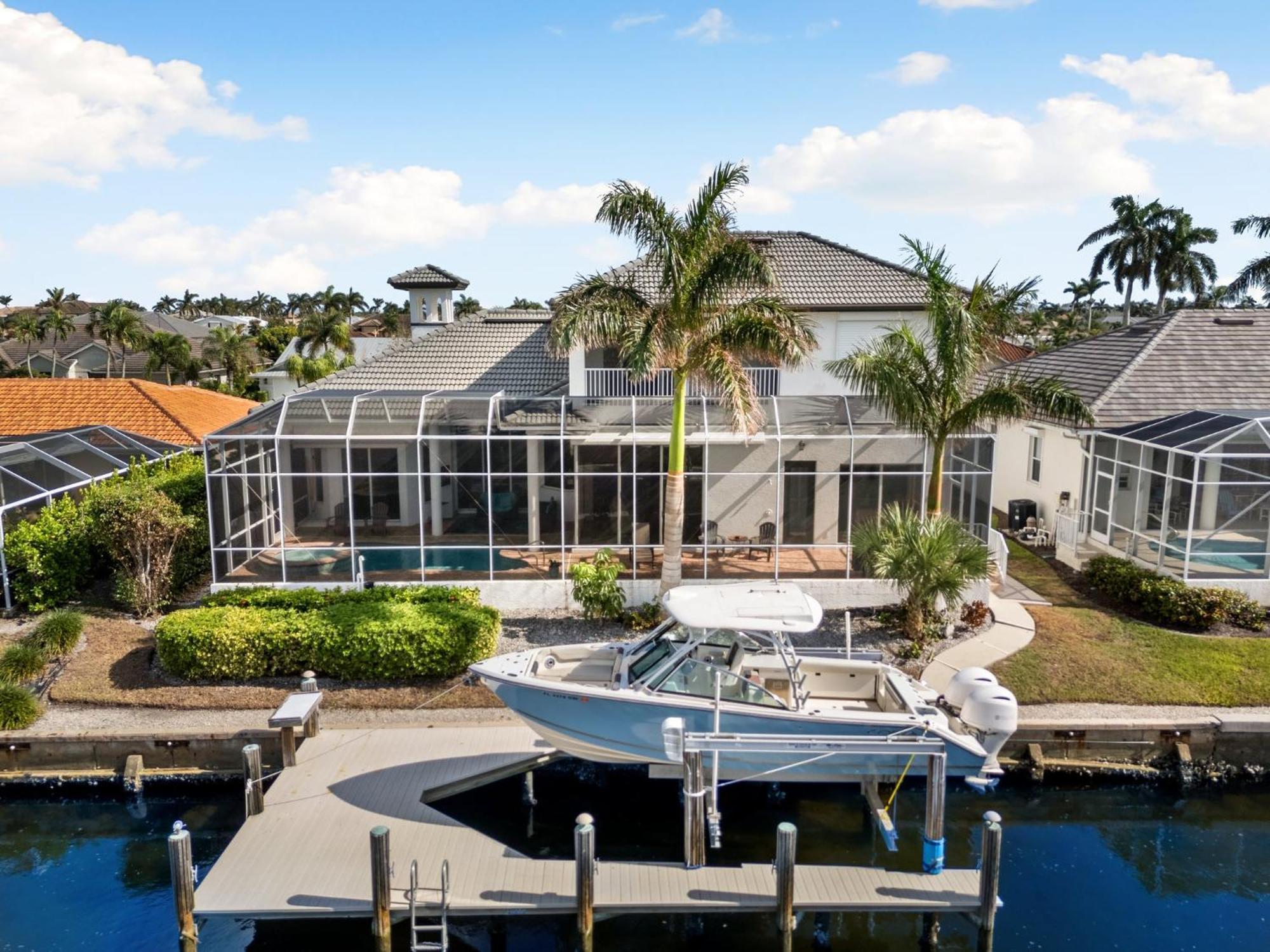 Unique 5 Bed Waterfront Woodbine Ct With Private Pool